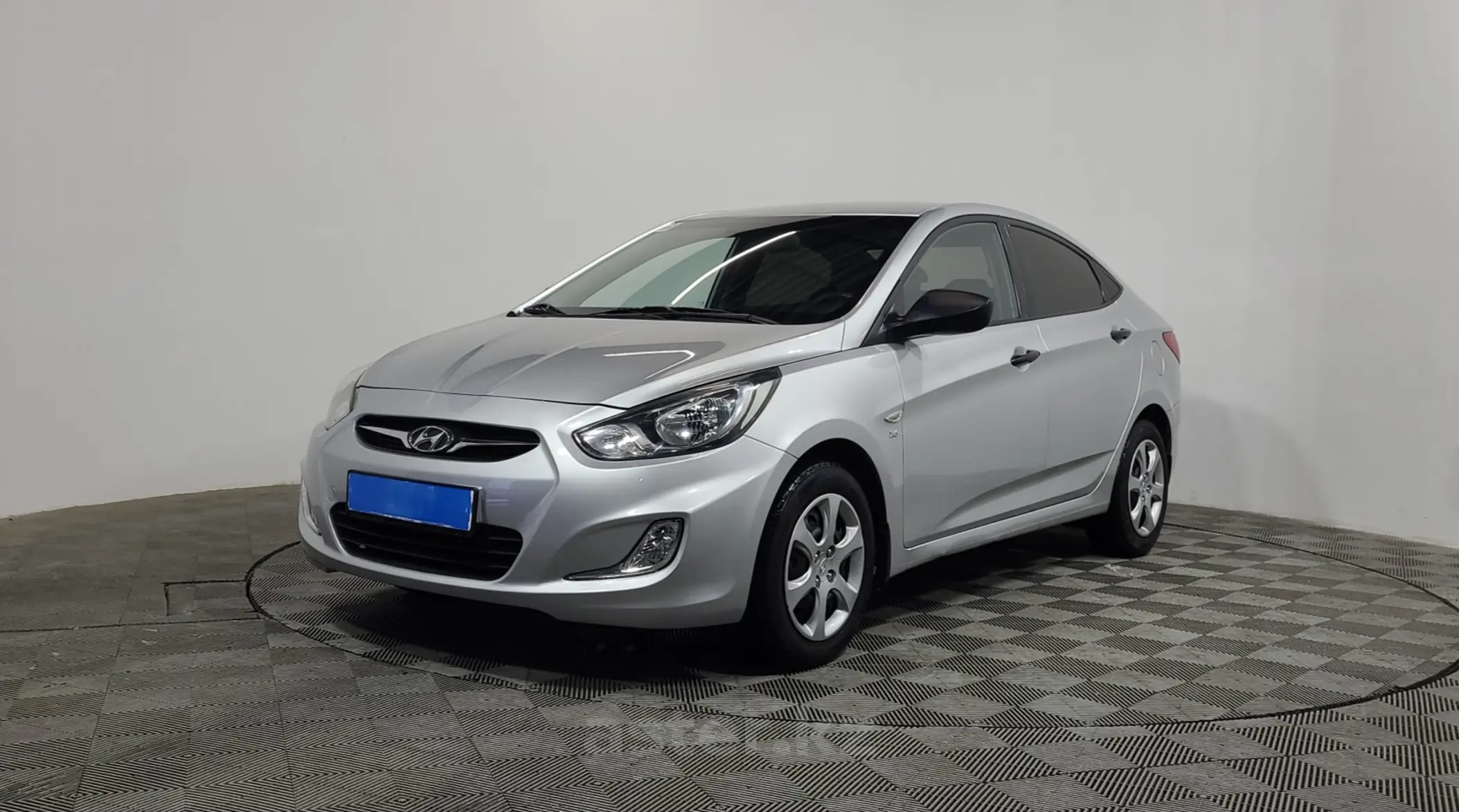 Hyundai Accent 2013