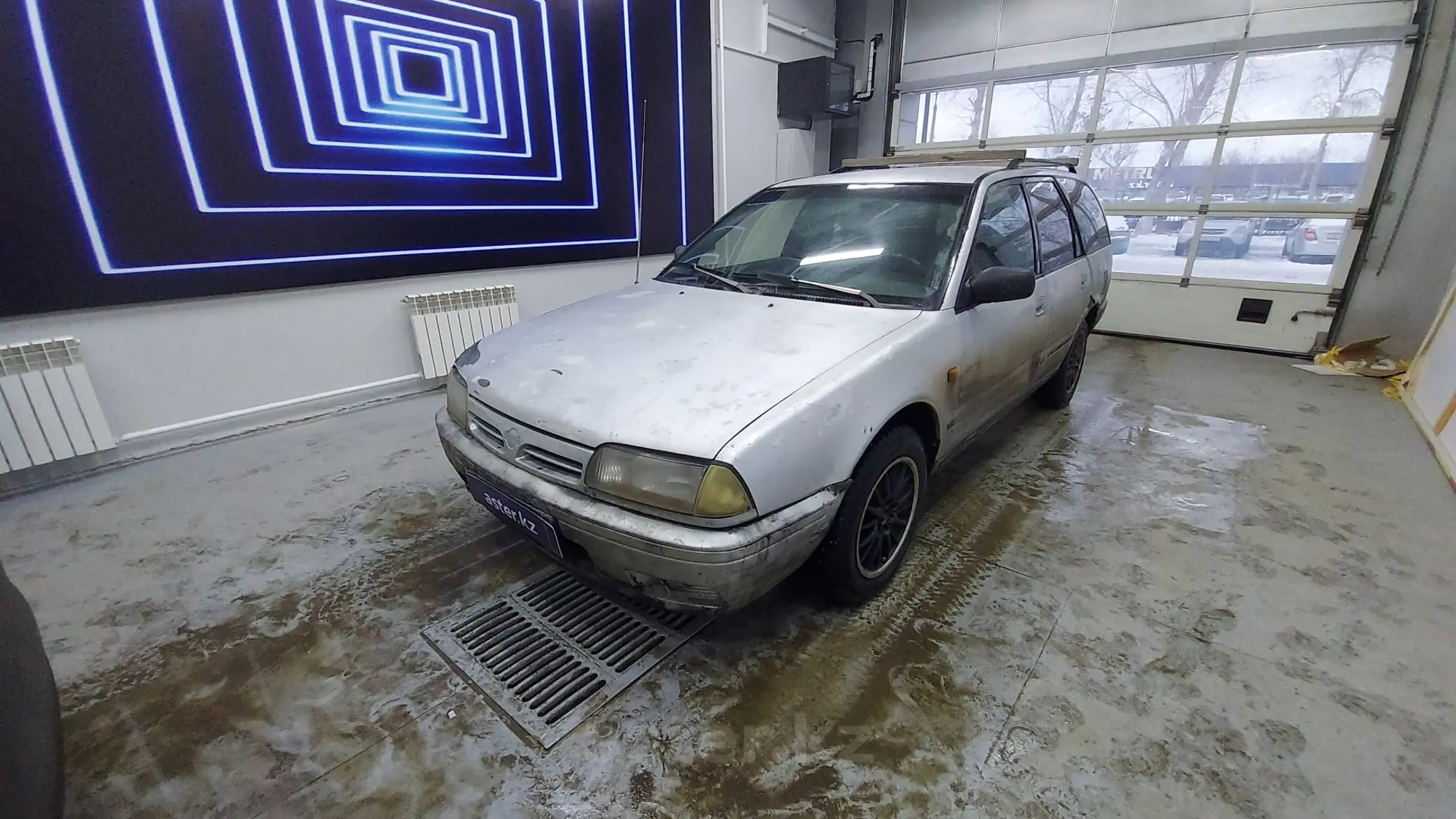 Nissan Primera 1990