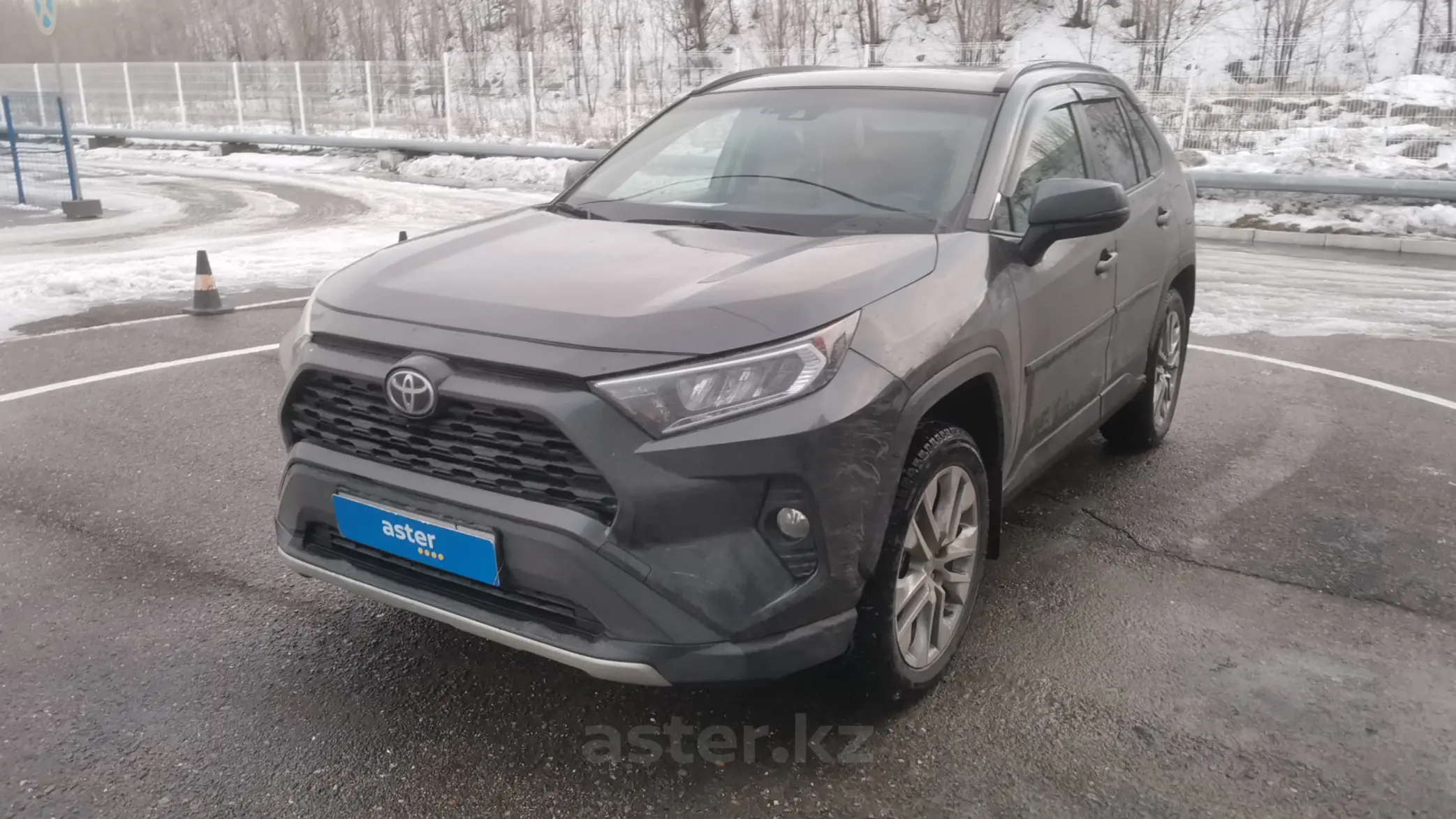 Toyota RAV4 2021