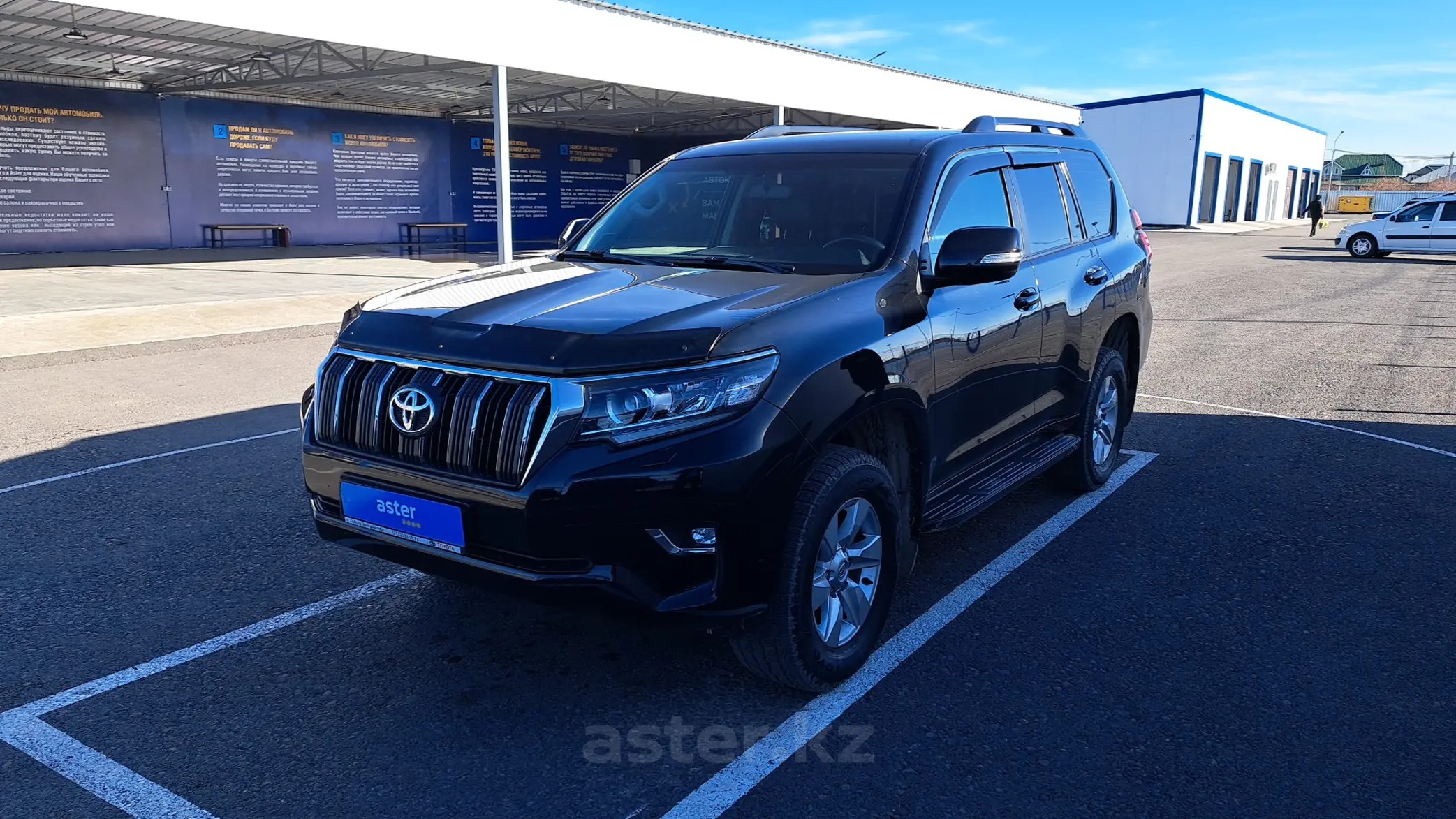 Toyota Land Cruiser Prado 2019