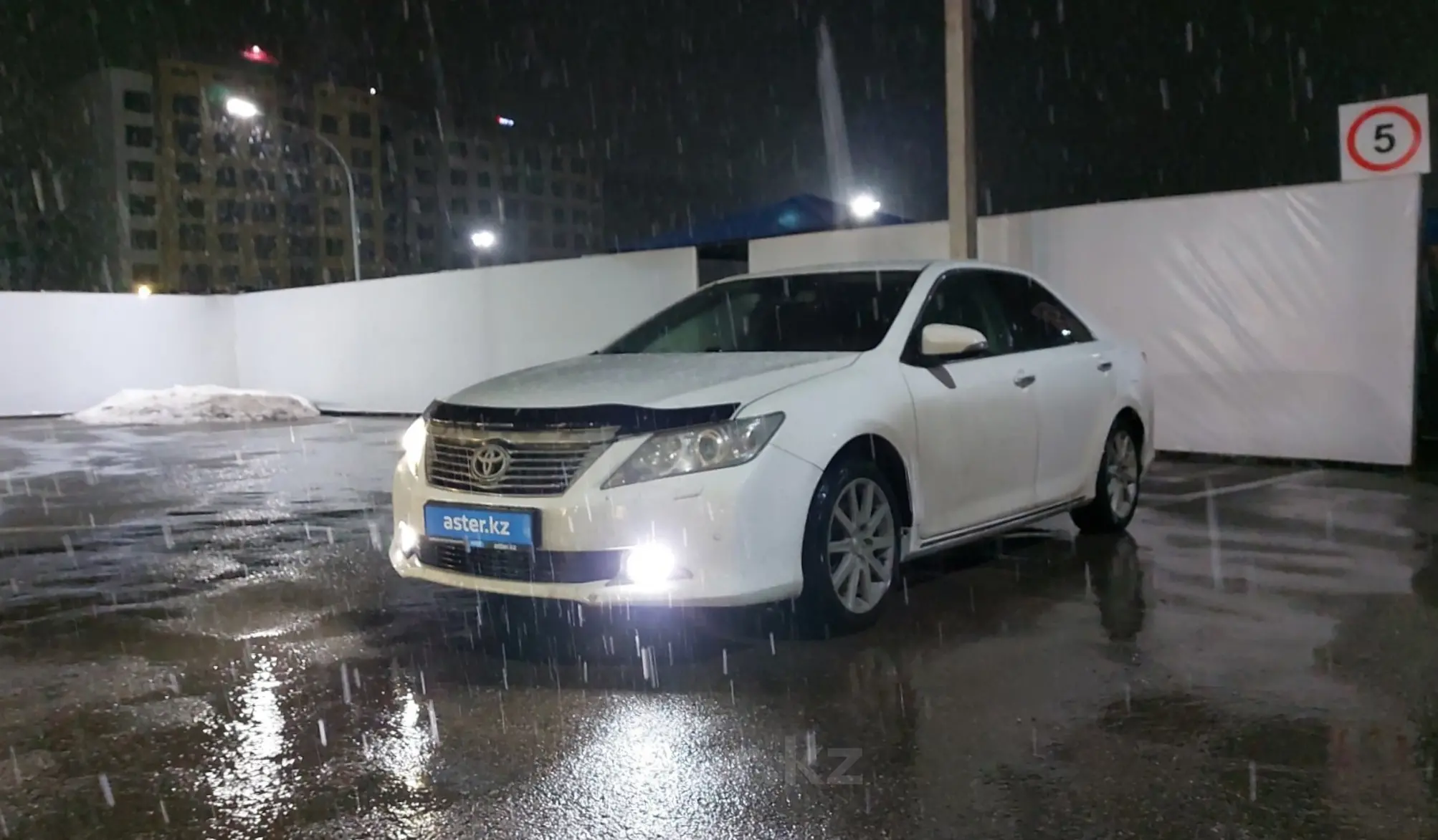 Toyota Camry 2011