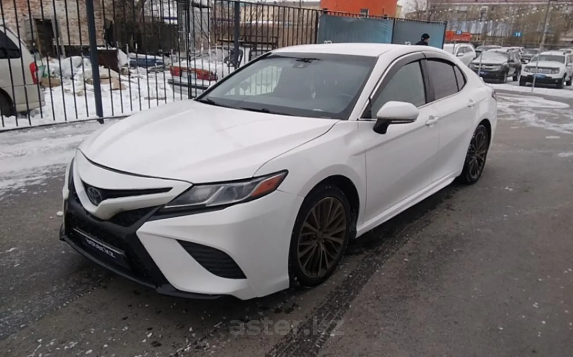 Toyota Camry 2019