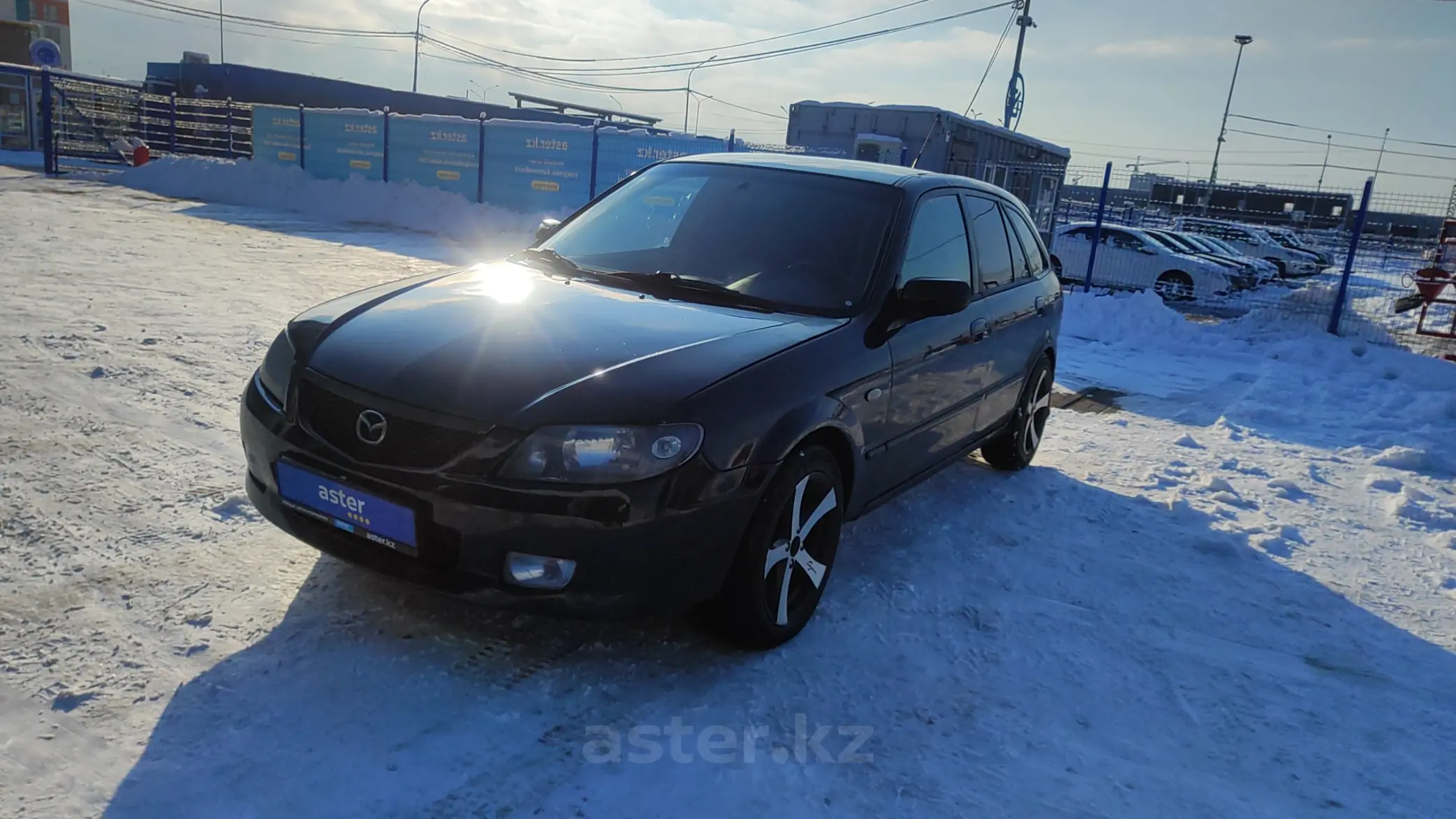 Mazda 323 2003