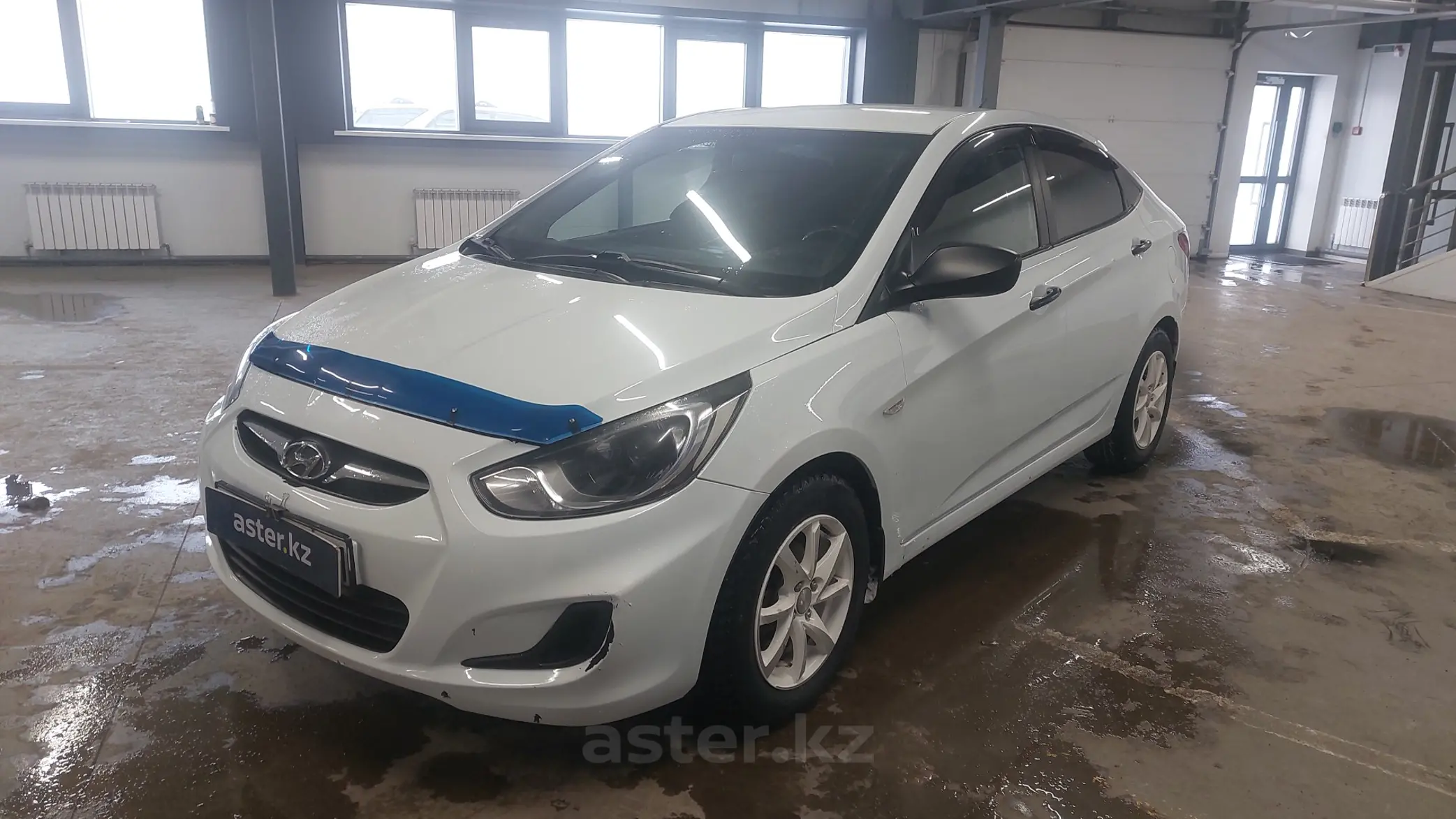 Hyundai Accent 2012