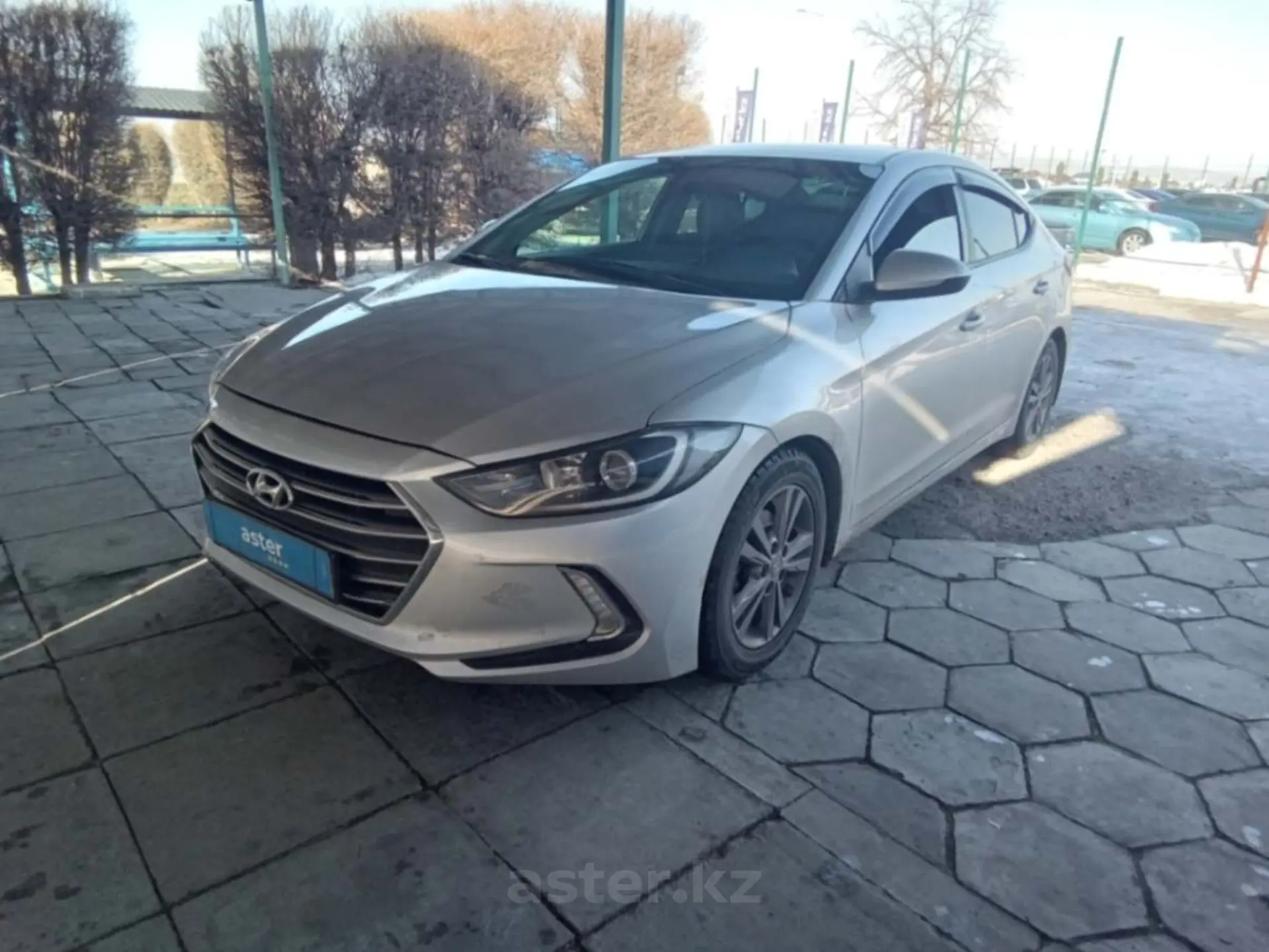 Hyundai Elantra 2017