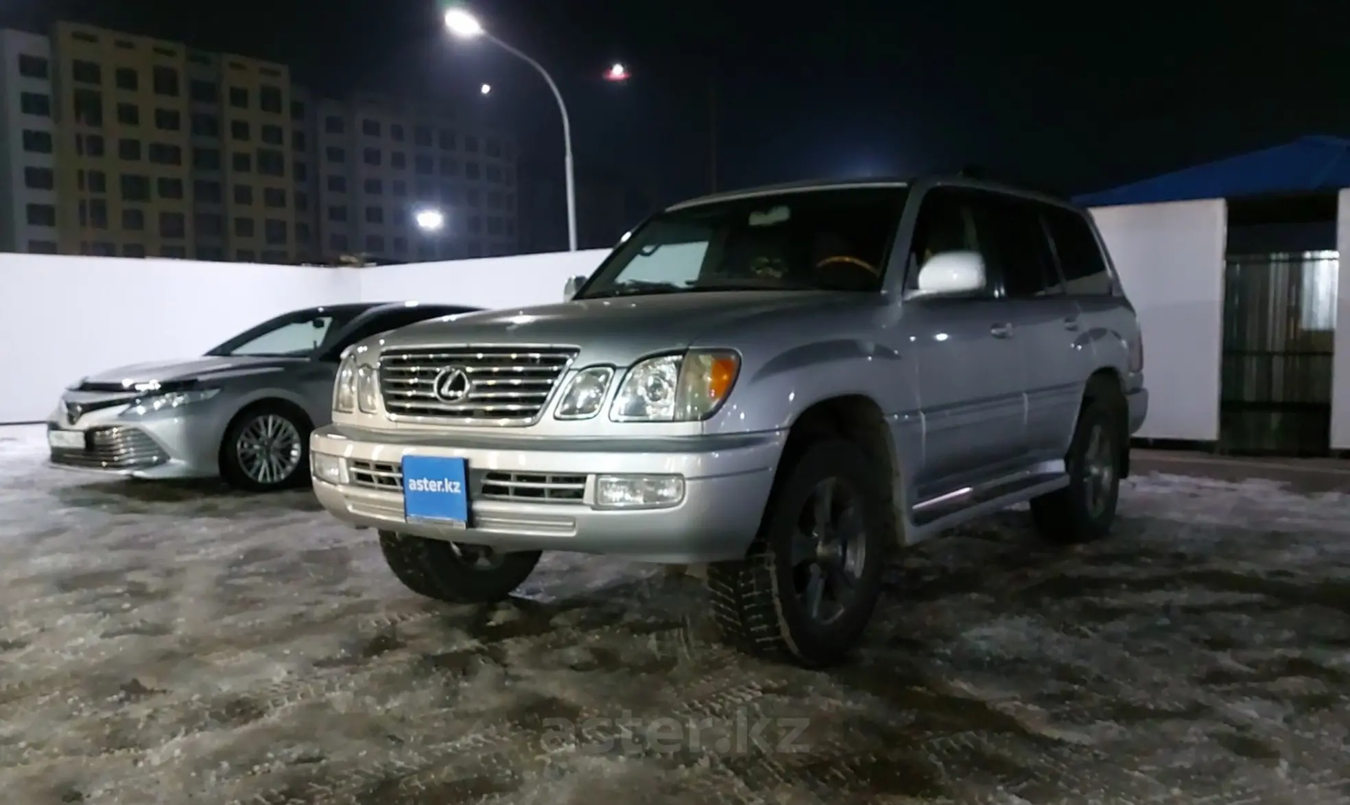 Lexus LX 2006