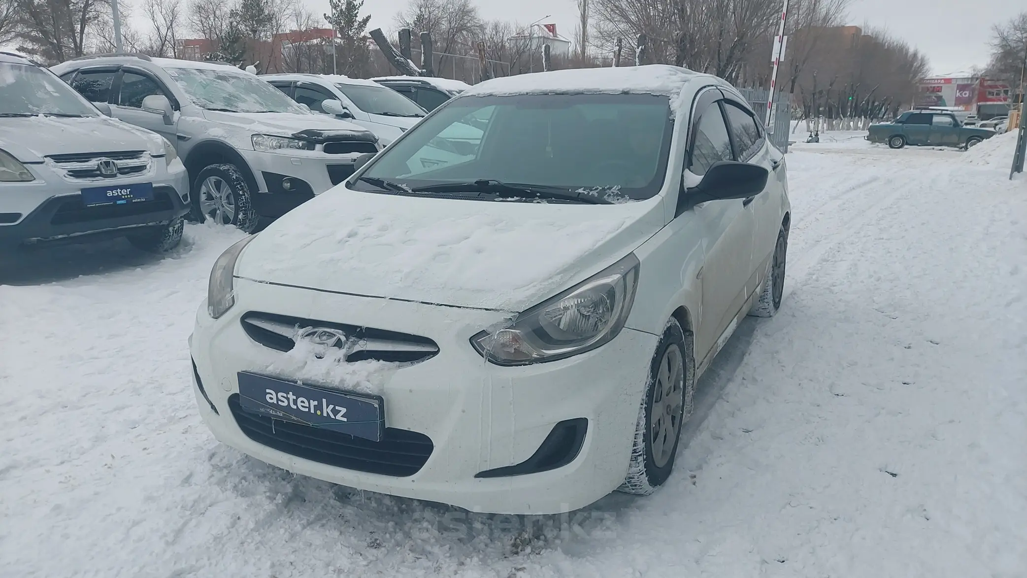 Hyundai Accent 2013