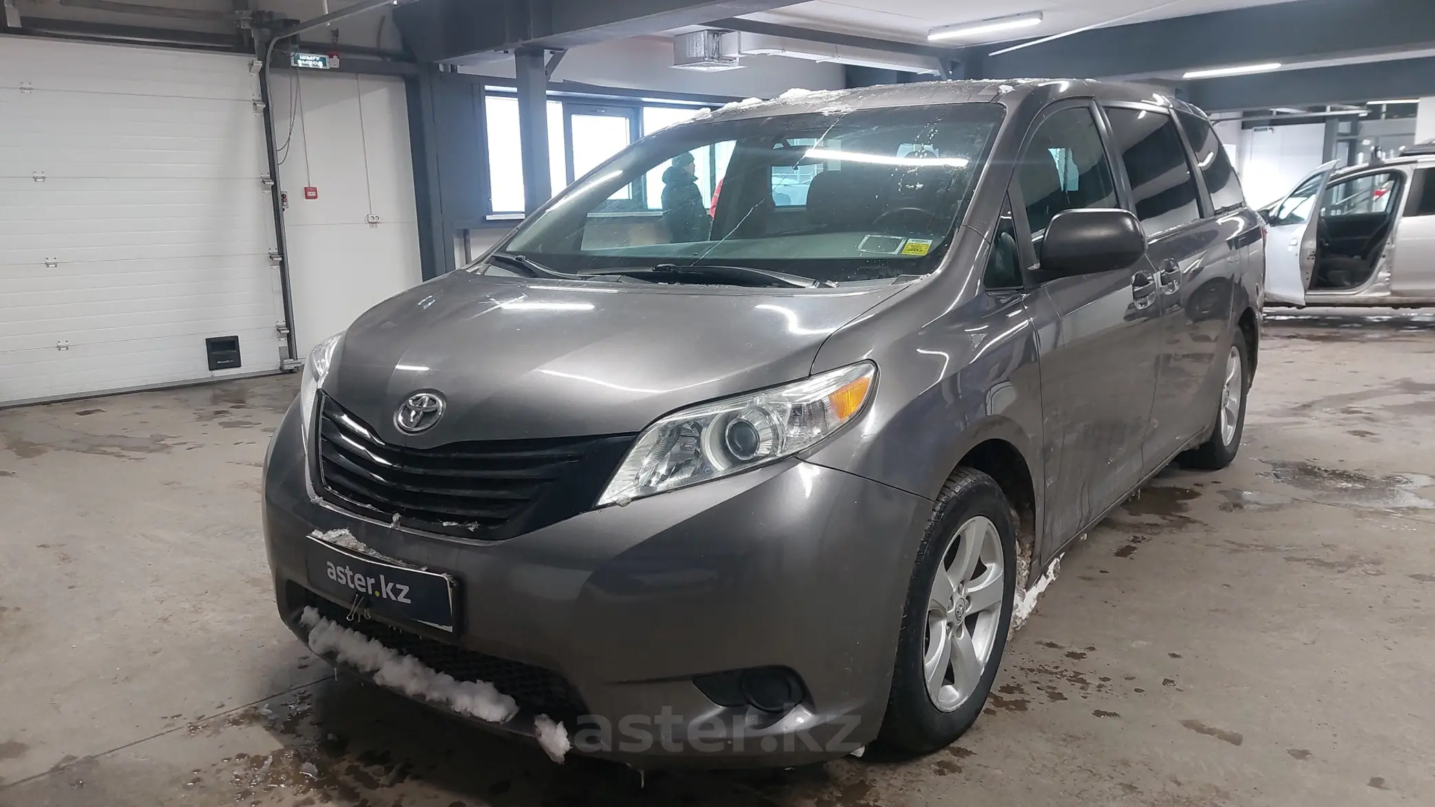 Toyota Sienna 2014