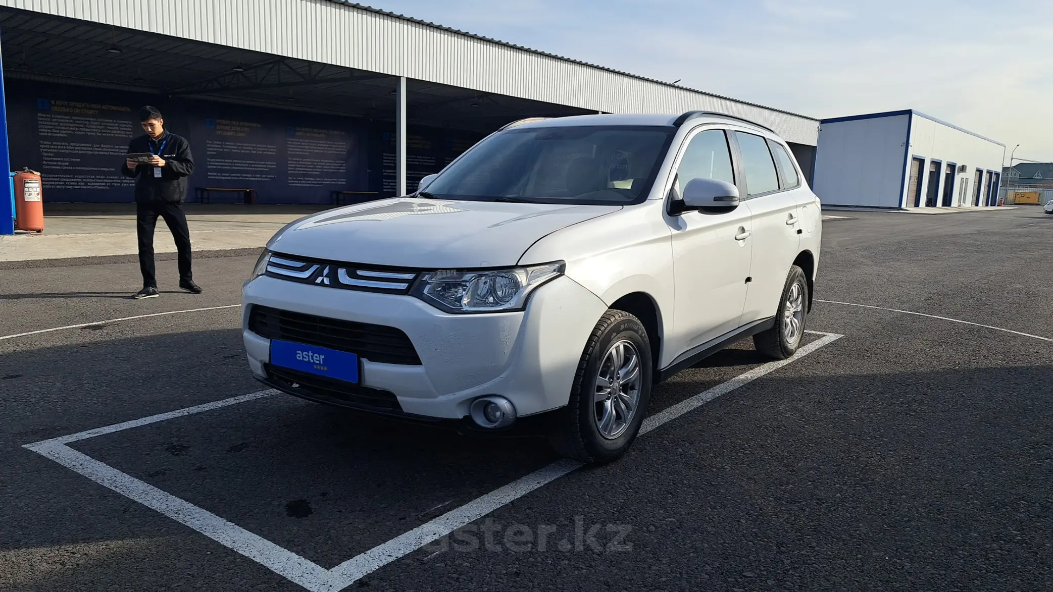 Mitsubishi Outlander 2013