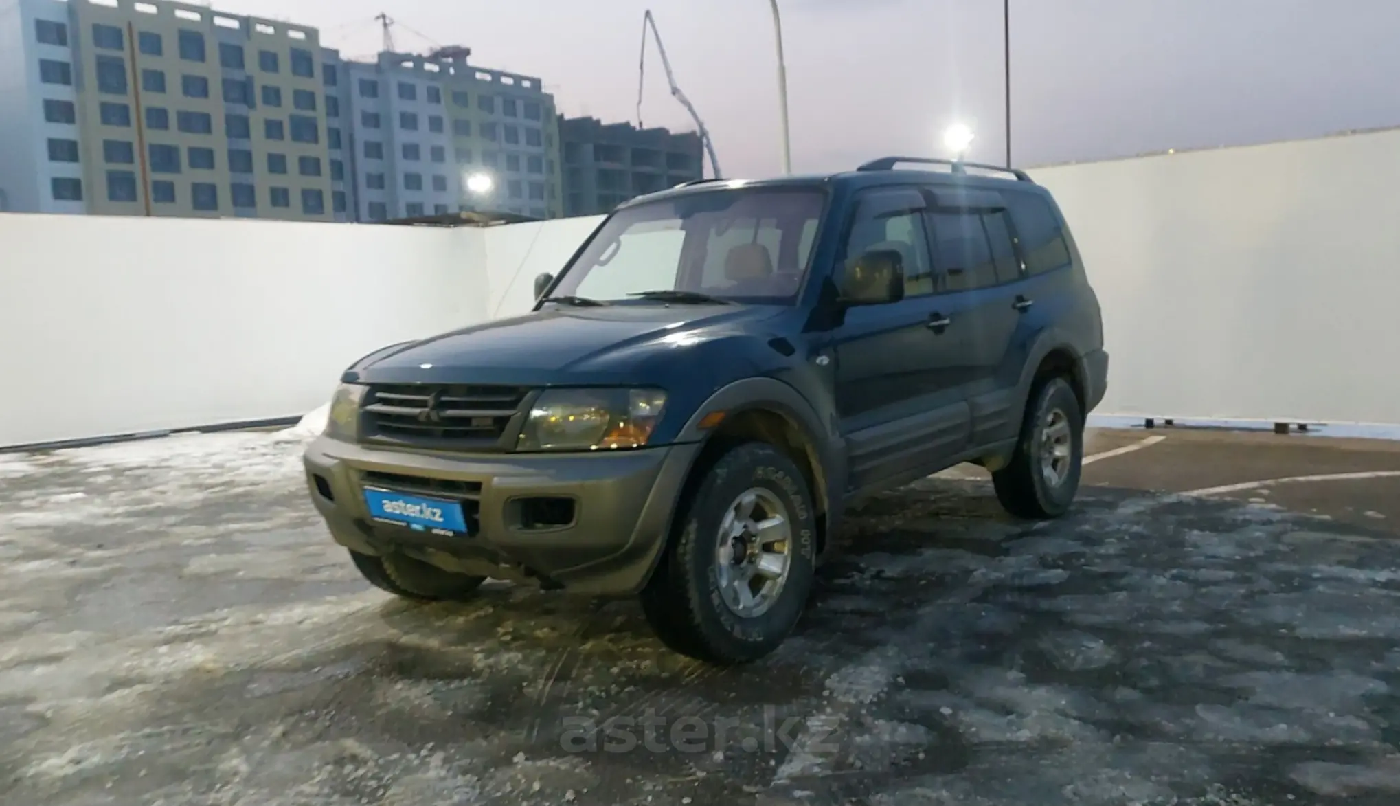 Mitsubishi Montero 2001