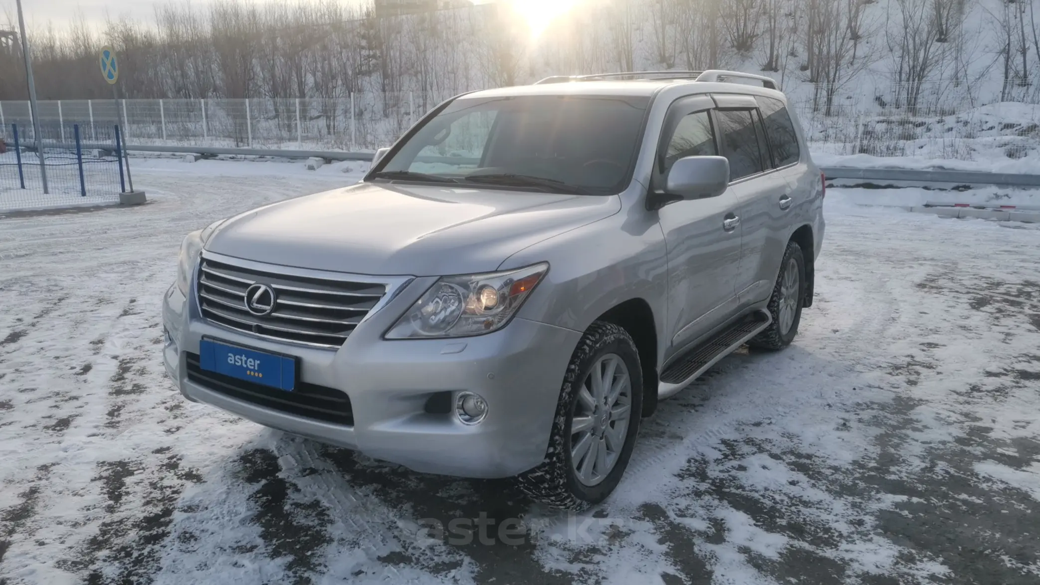 Lexus LX 2008