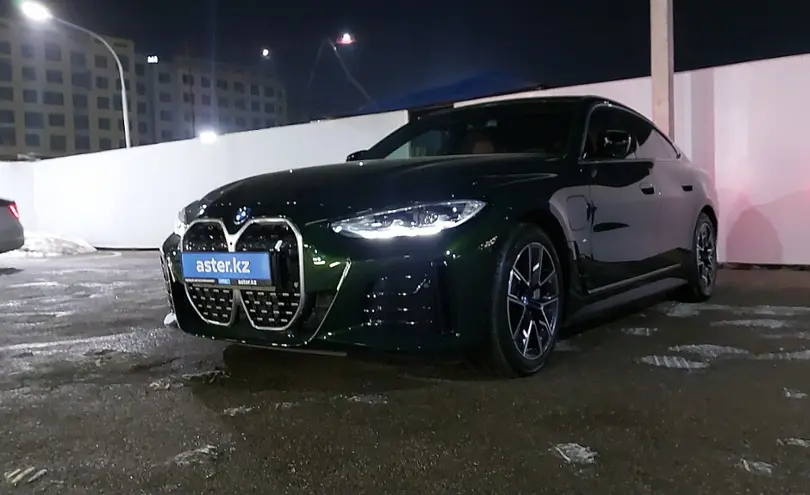 BMW i4 2022 года за 35 000 000 тг. в Алматы