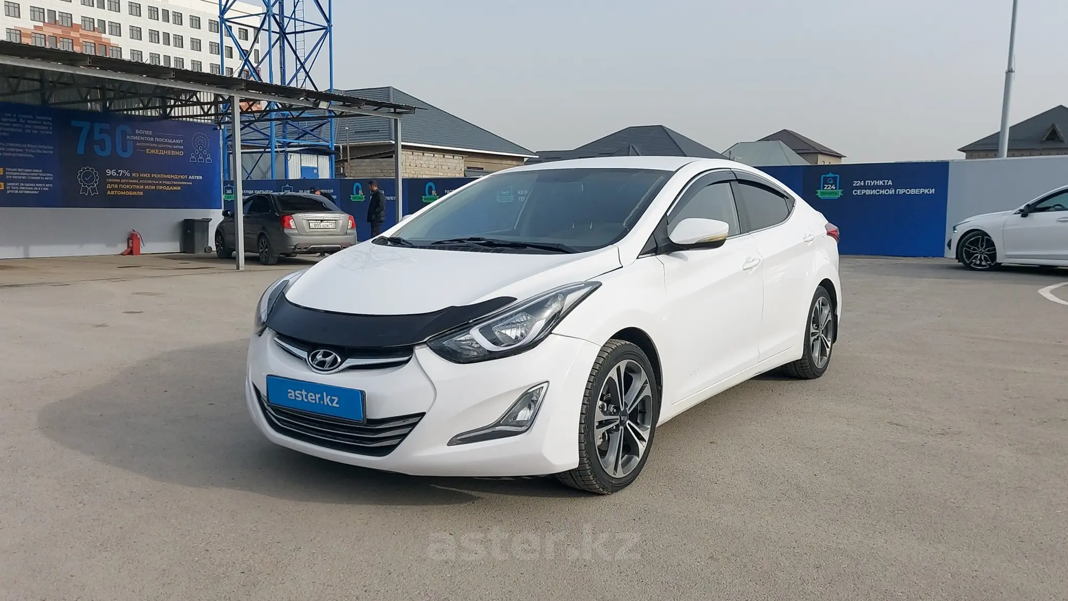 Hyundai Elantra 2013