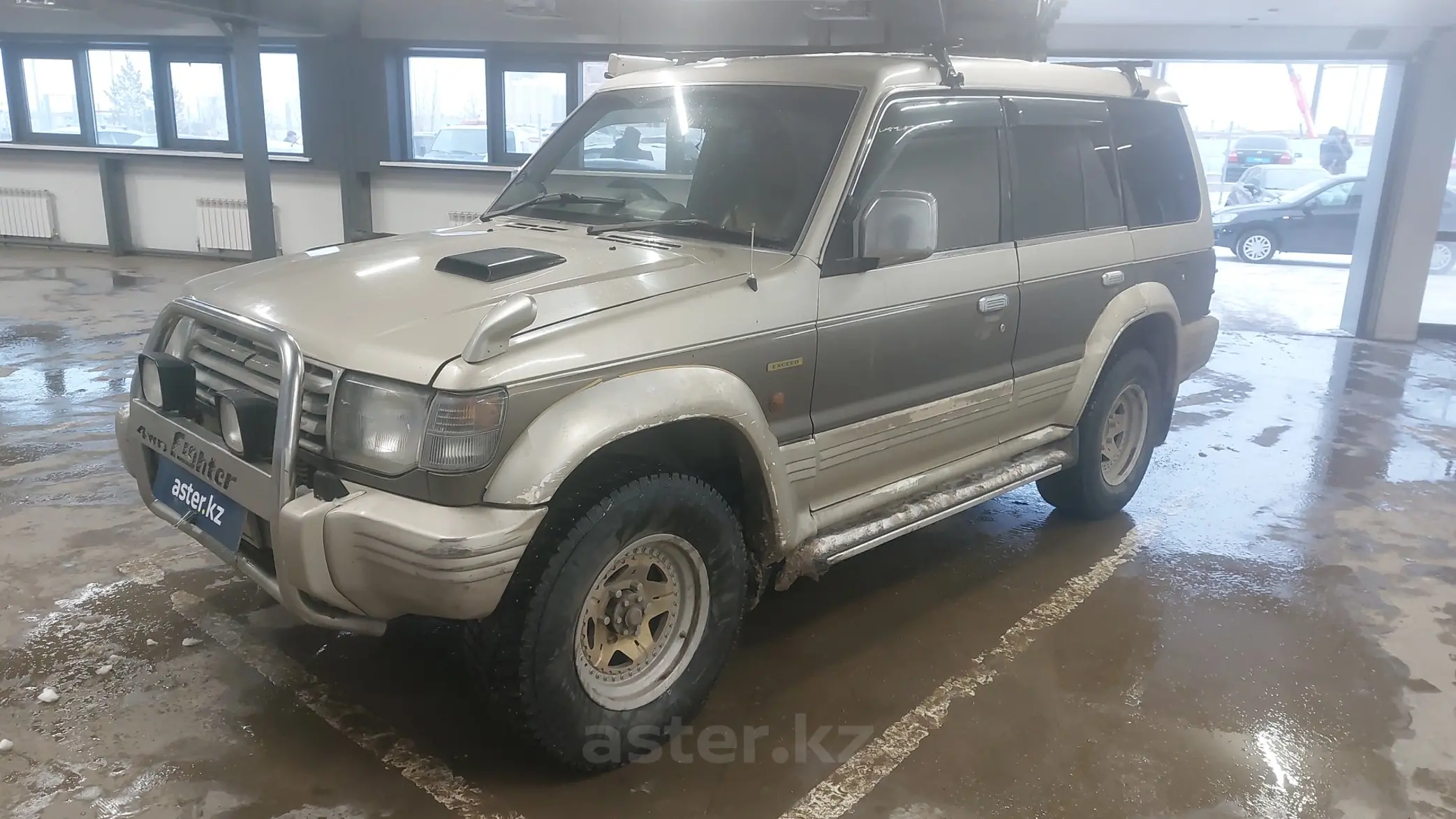 Mitsubishi Pajero 1992