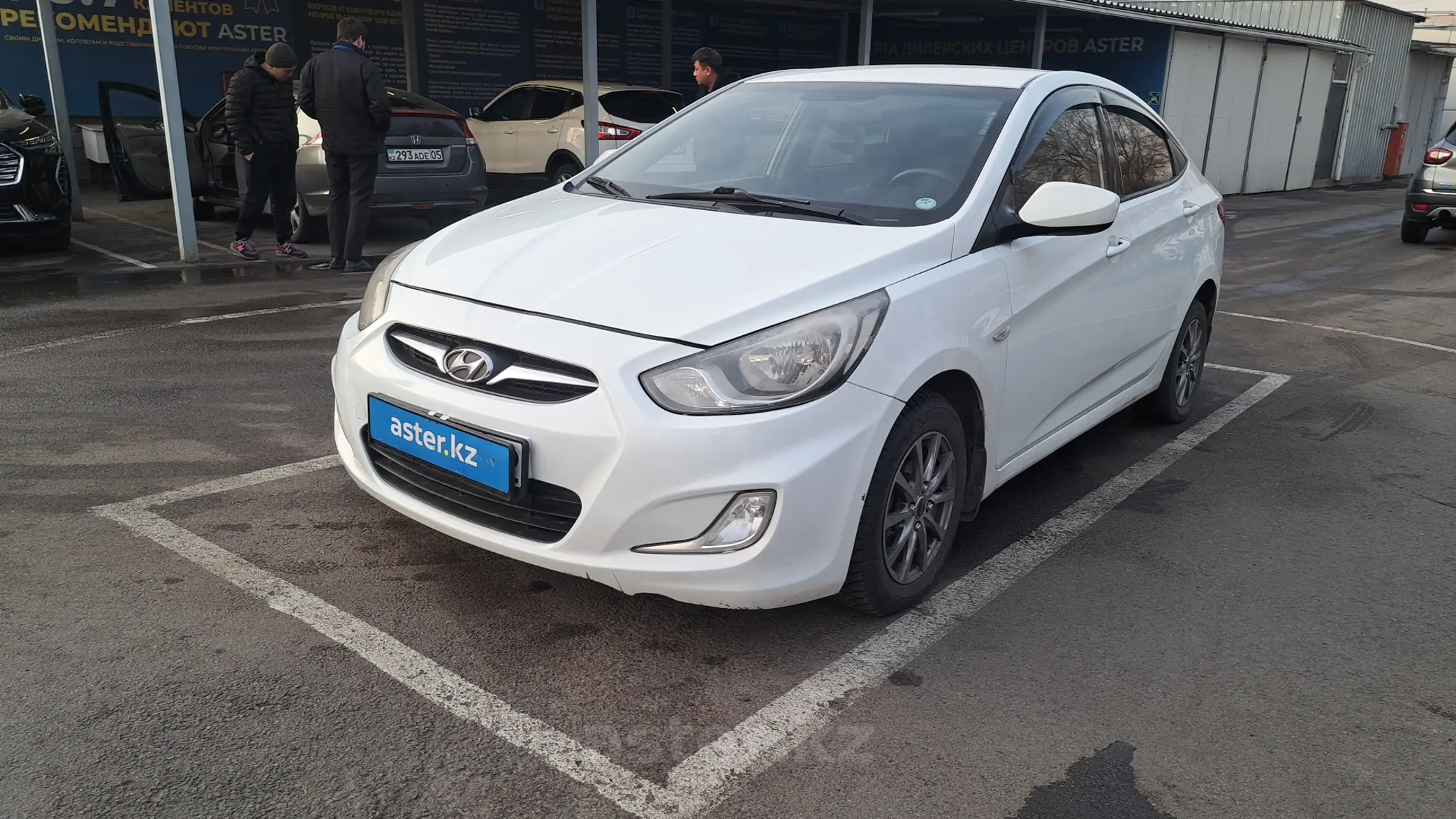 Hyundai Accent 2013