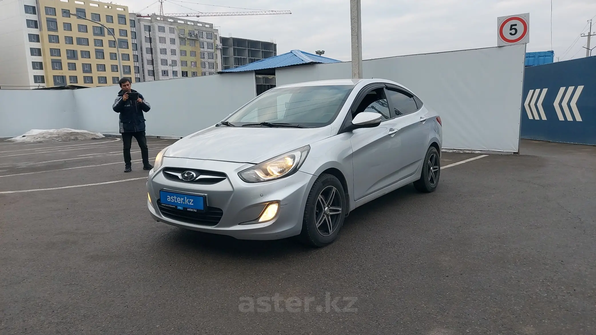 Hyundai Accent 2011