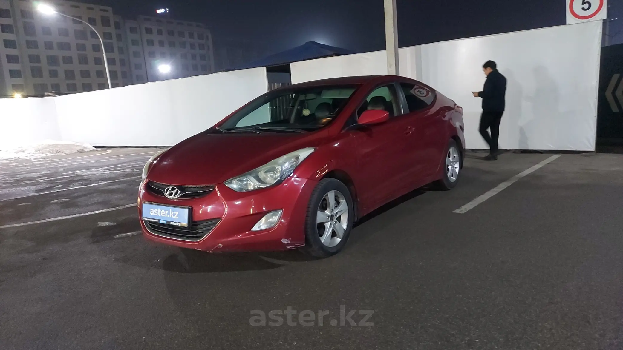 Hyundai Elantra 2011