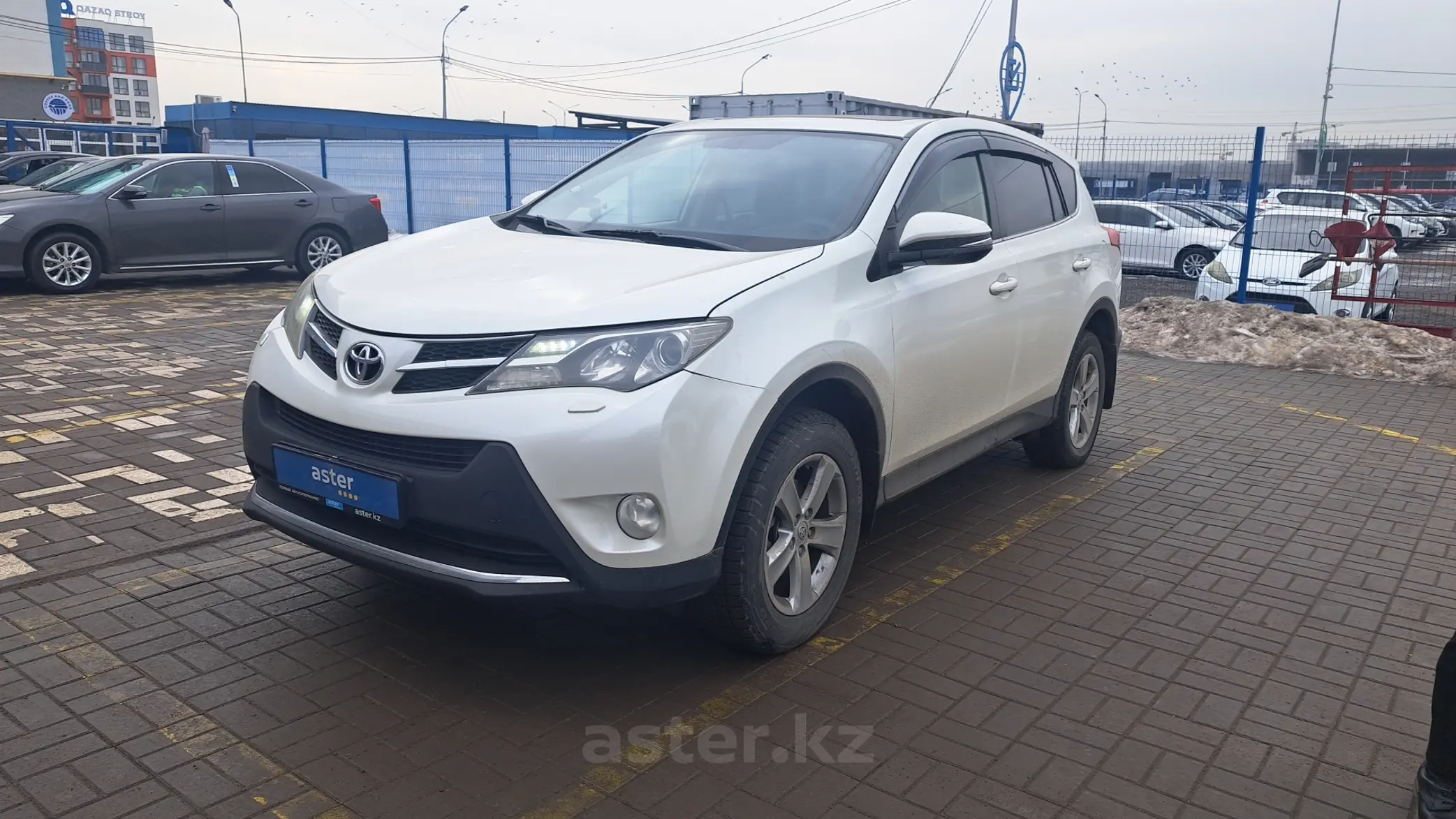 Toyota RAV4 2014