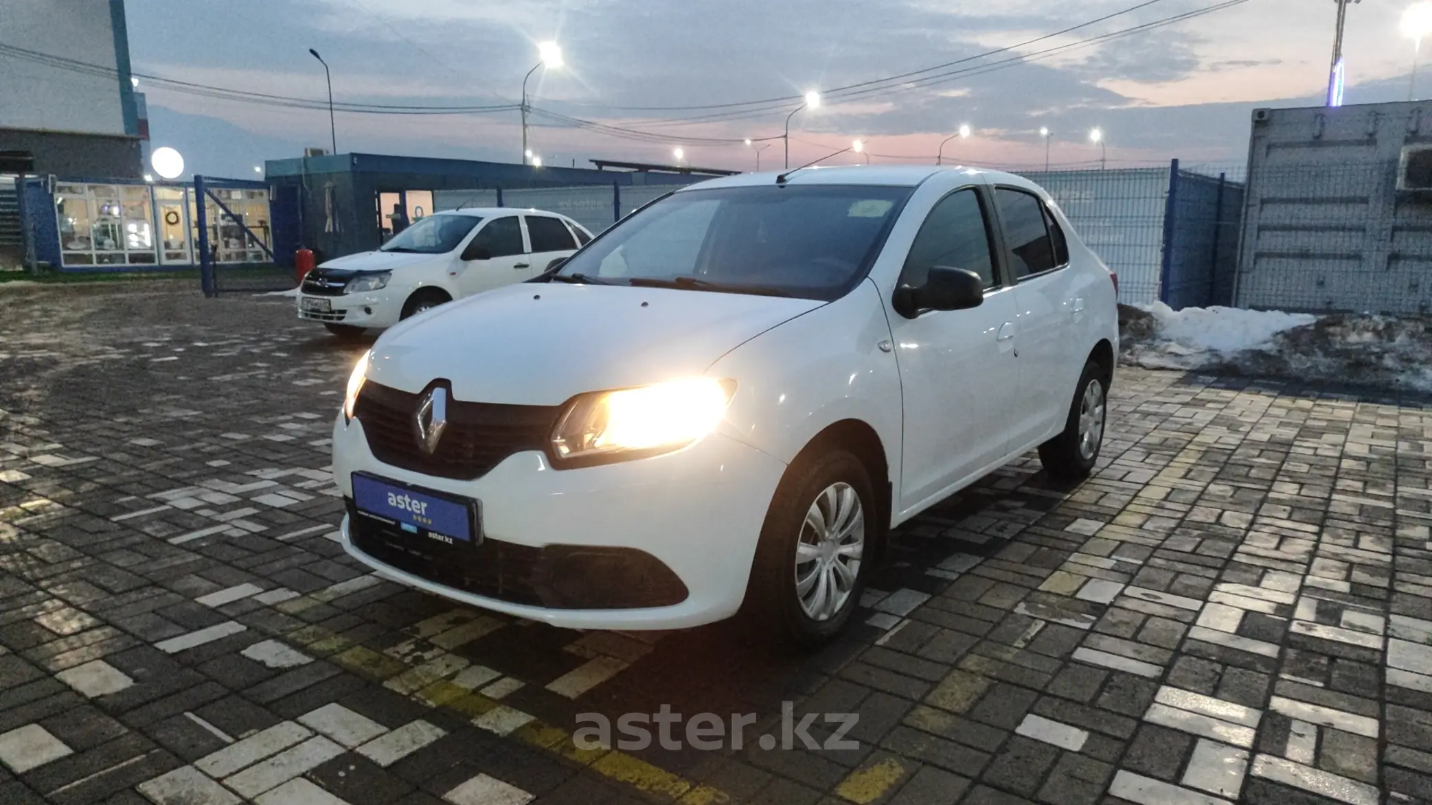 Renault Logan 2015