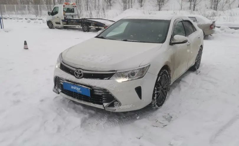 Toyota Camry 2017 года за 13 300 000 тг. в Усть-Каменогорск