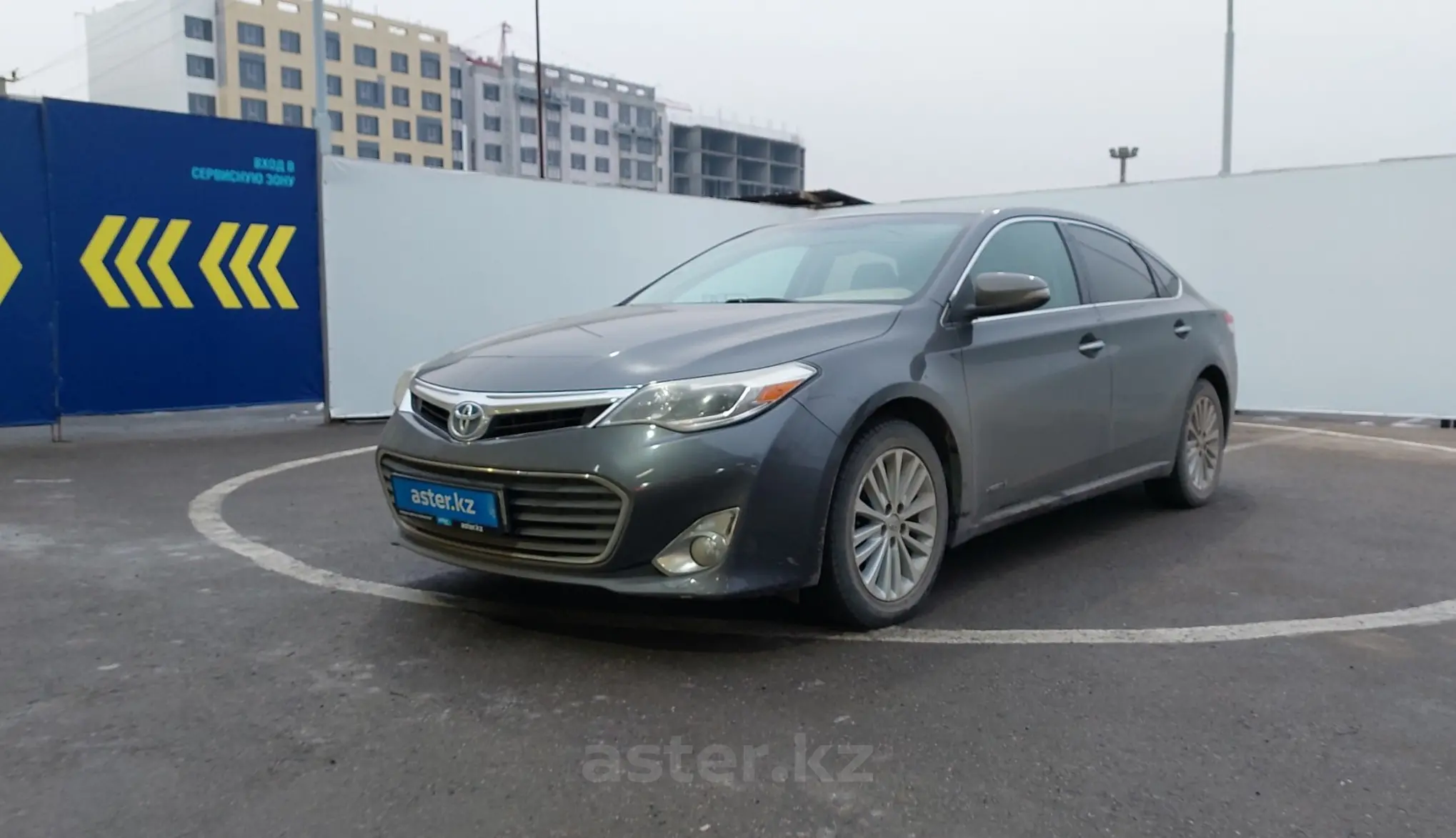 Toyota Avalon 2012