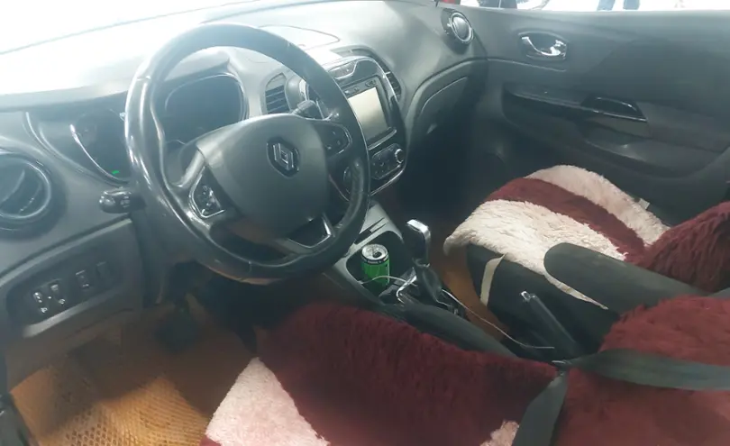 Renault Kaptur 2016 года за 6 400 000 тг. в Астана фото 5