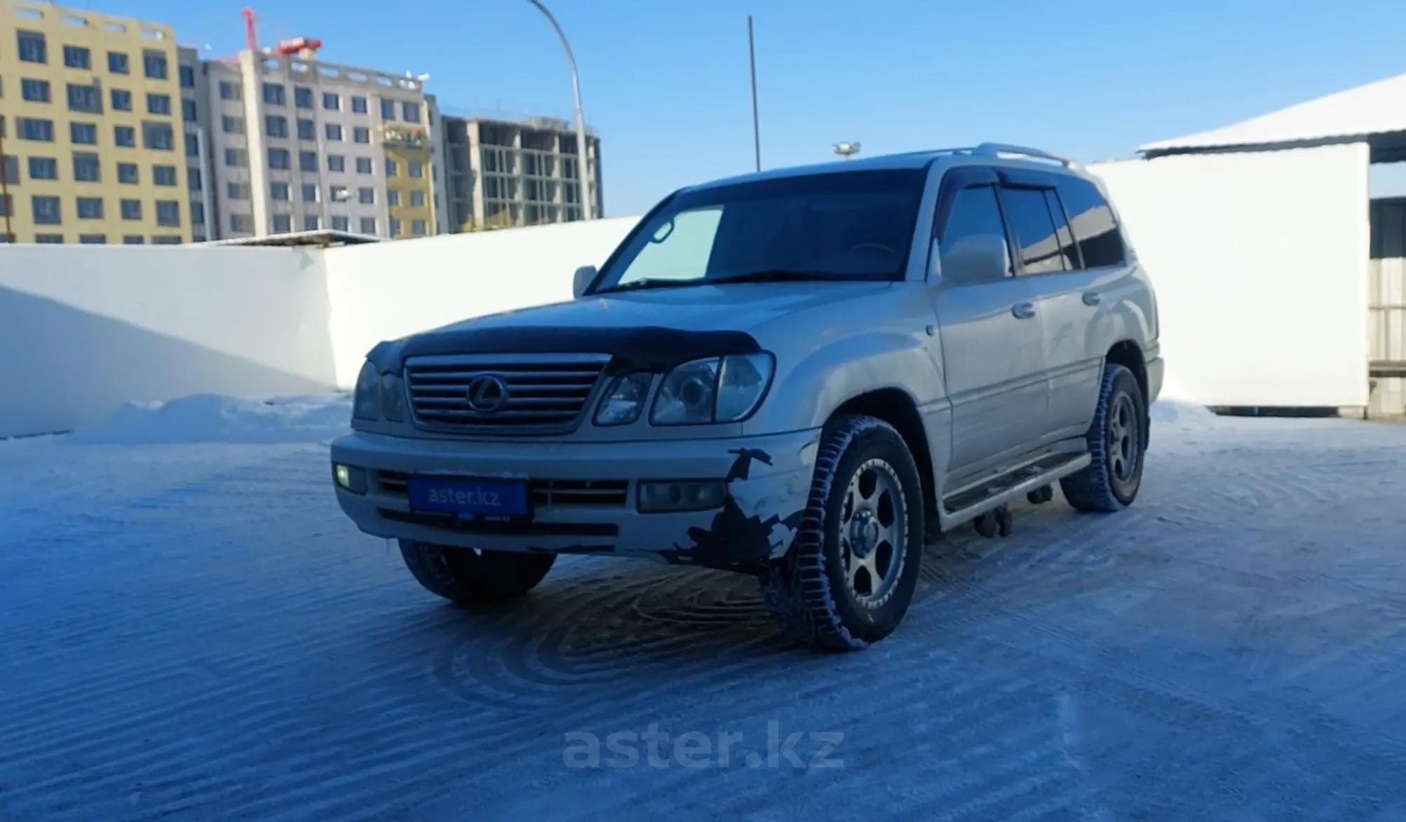 Lexus LX 2005