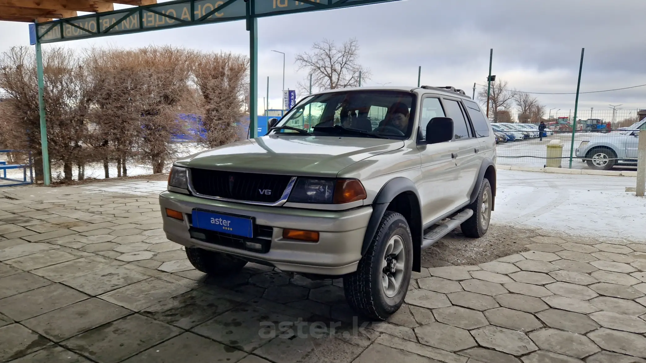 Mitsubishi Montero Sport 1999