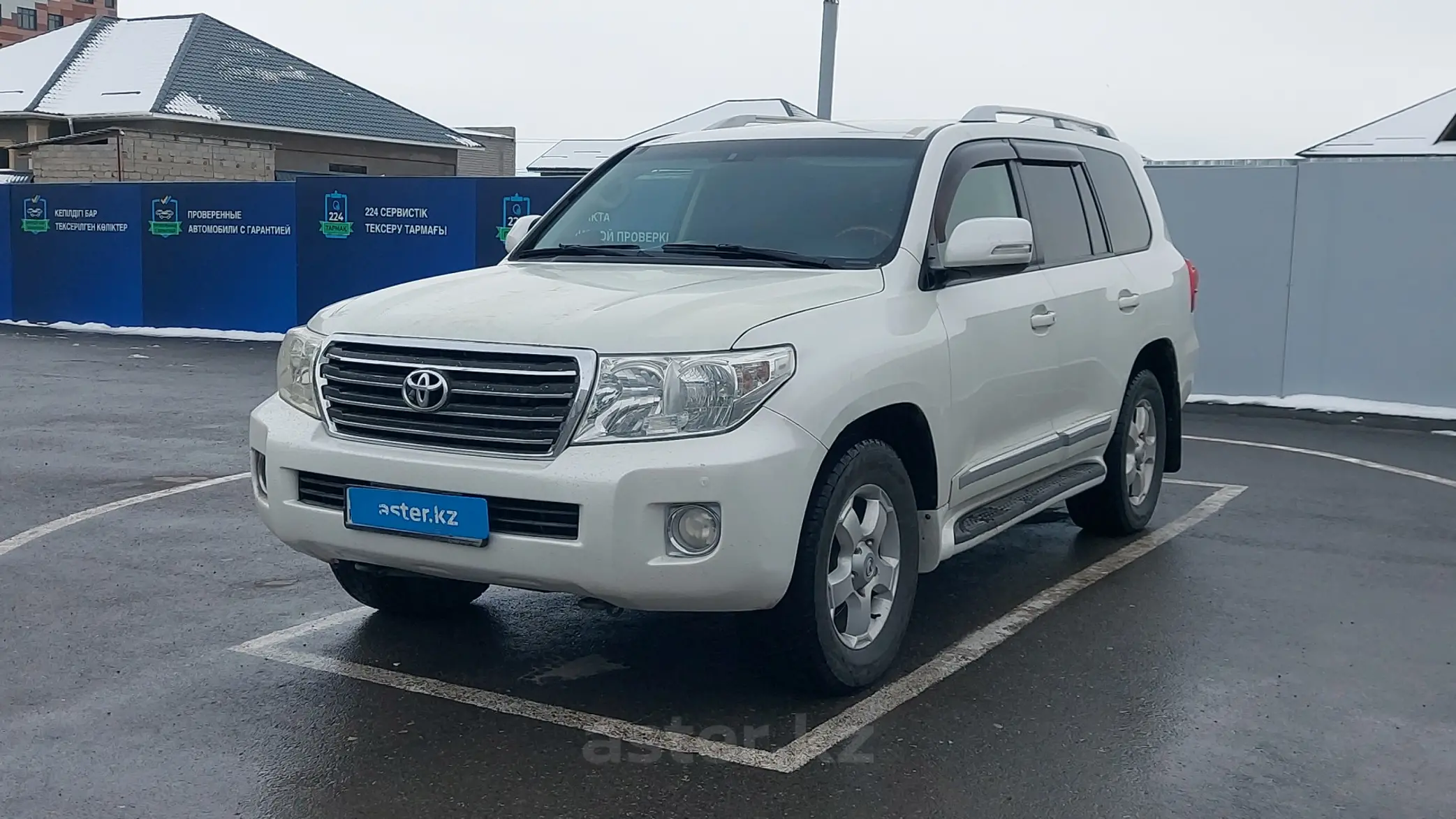 Toyota Land Cruiser 2012