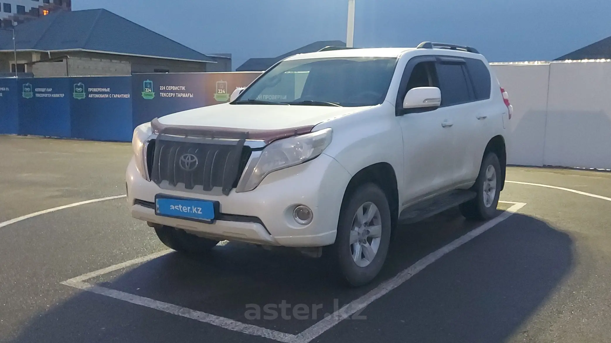 Toyota Land Cruiser Prado 2014