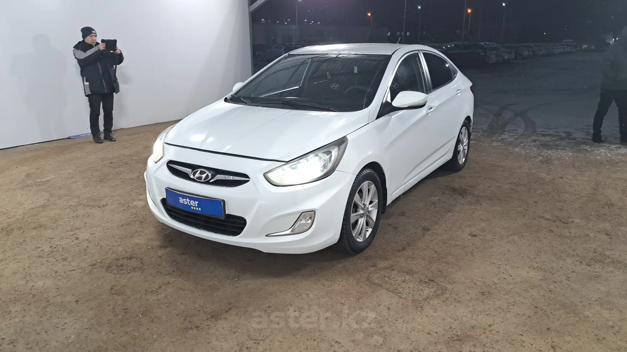 Hyundai Accent 2012