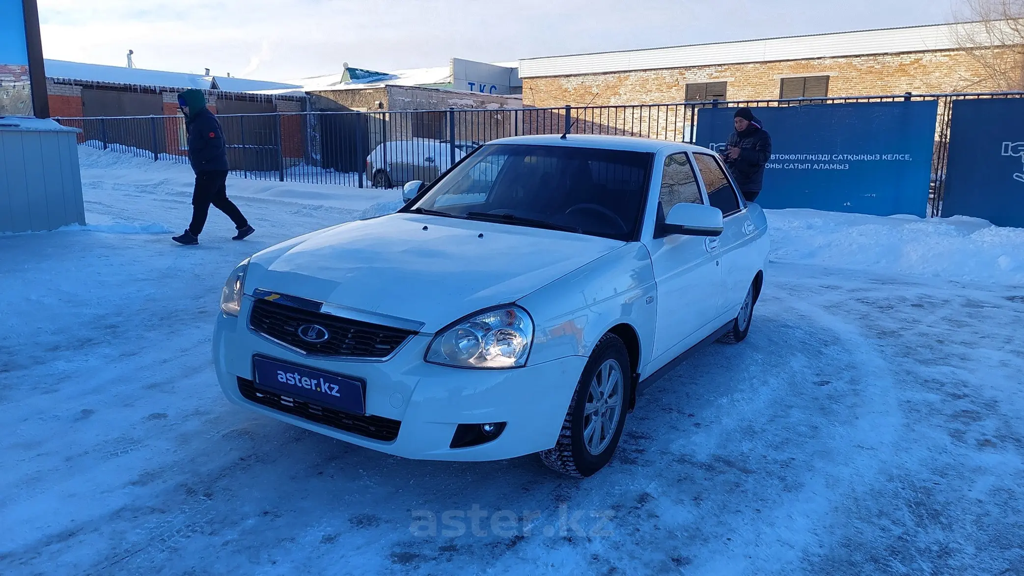 LADA (ВАЗ) Priora 2013