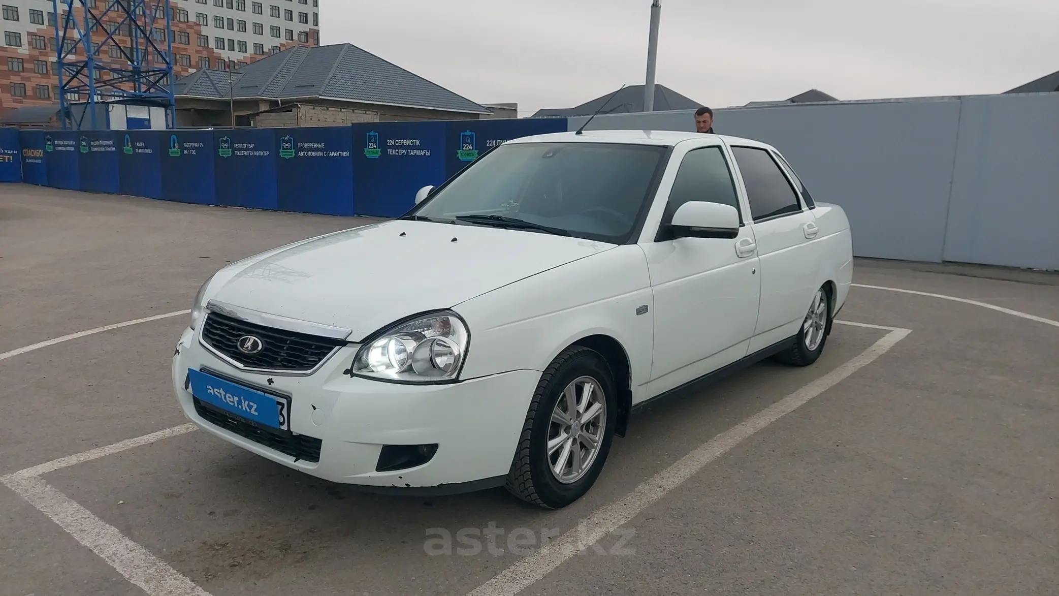 LADA (ВАЗ) Priora 2013