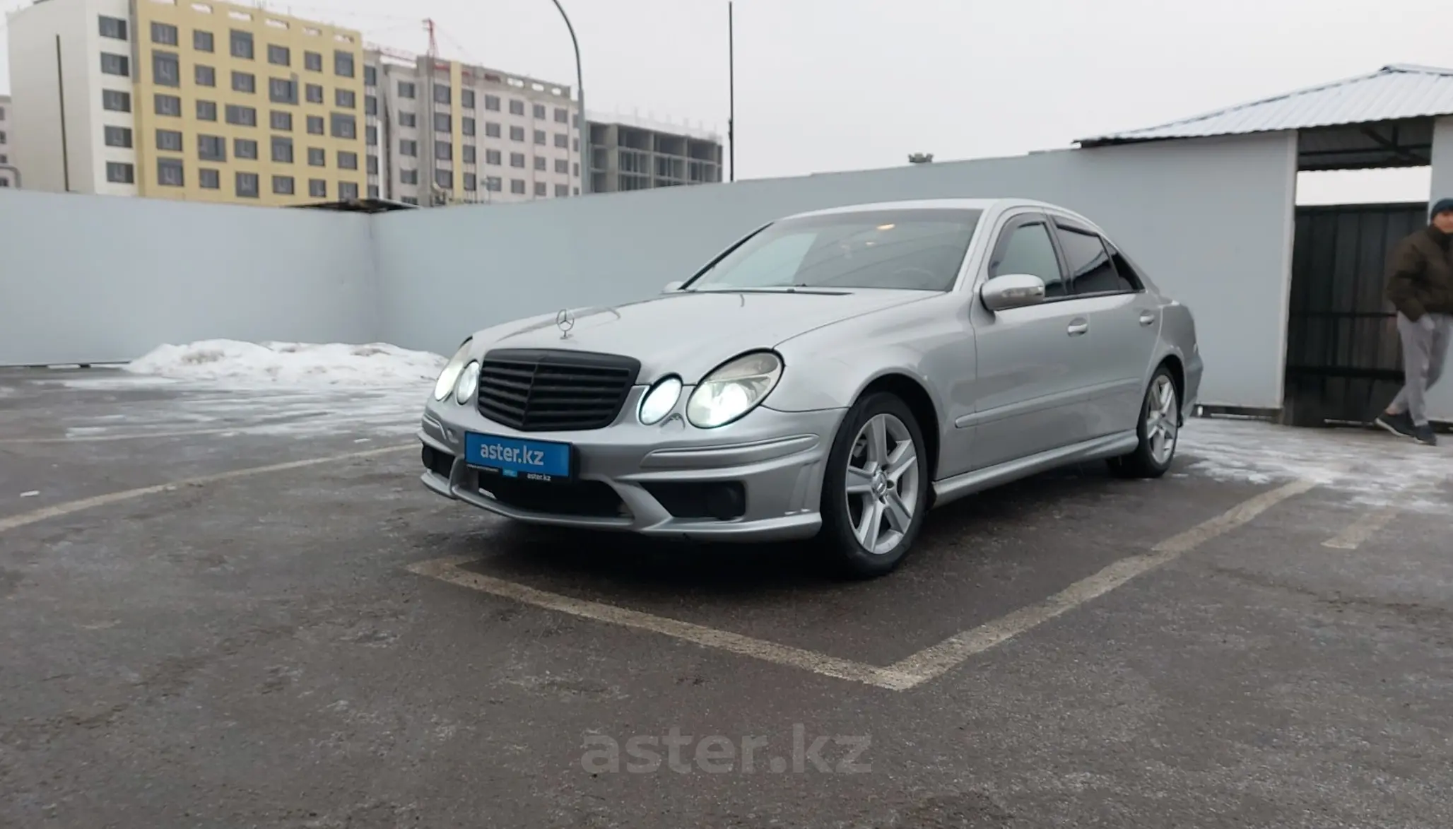 Mercedes-Benz E-Класс 2003