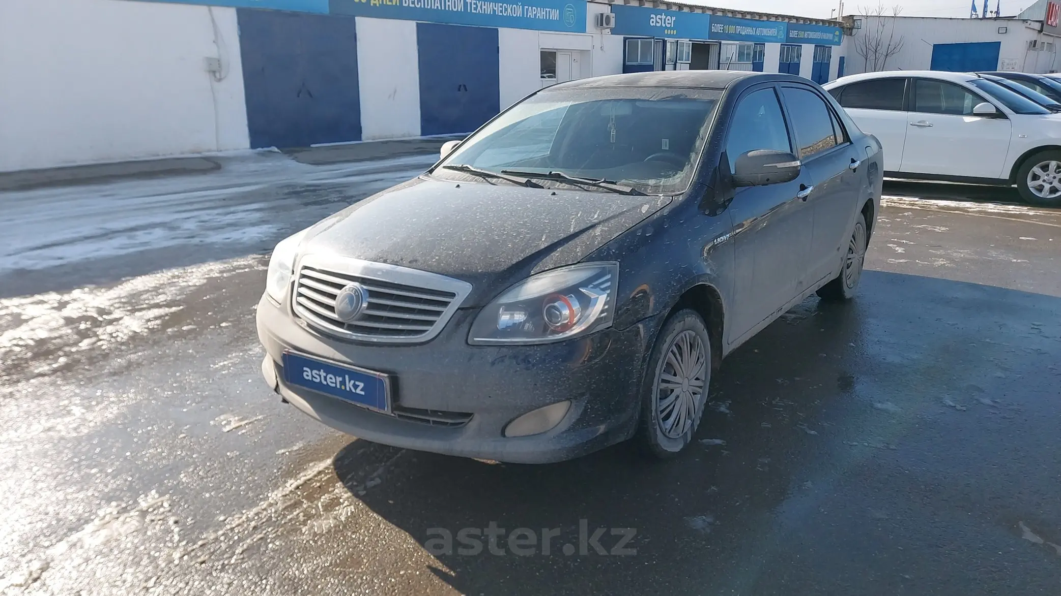 Geely SC7 2013