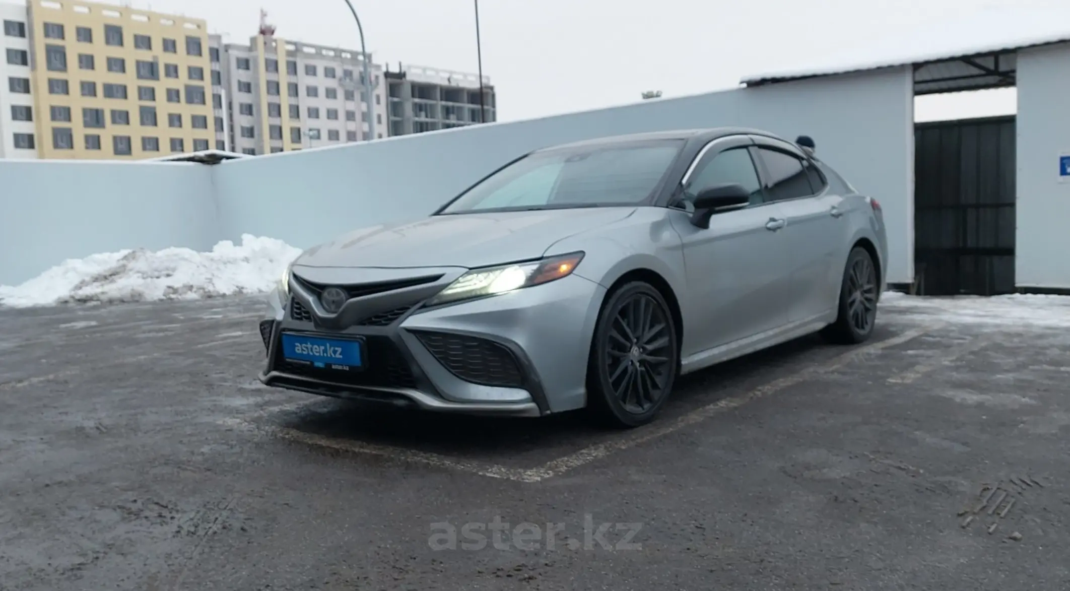 Toyota Camry 2021