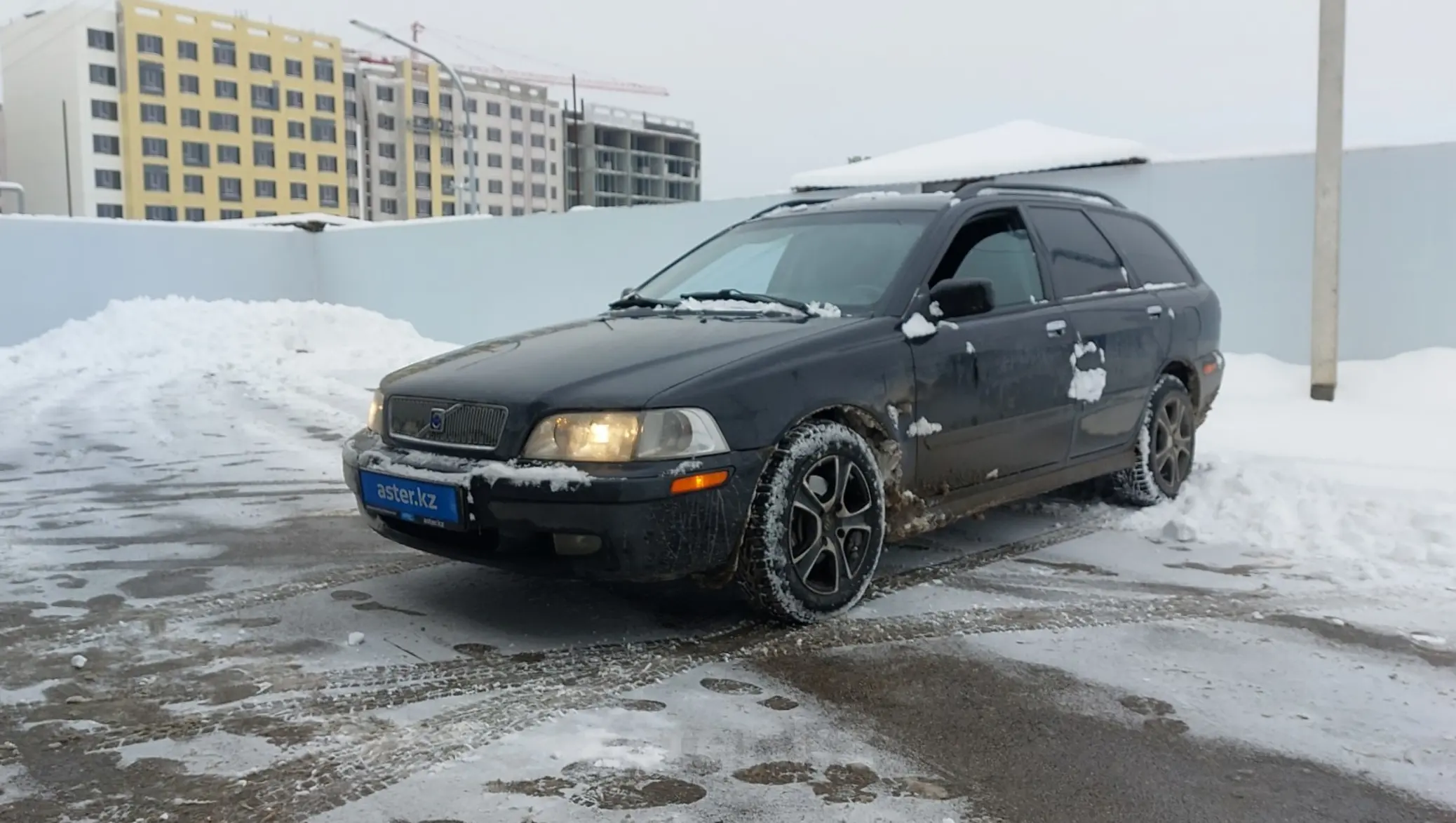 Volvo V40 2002