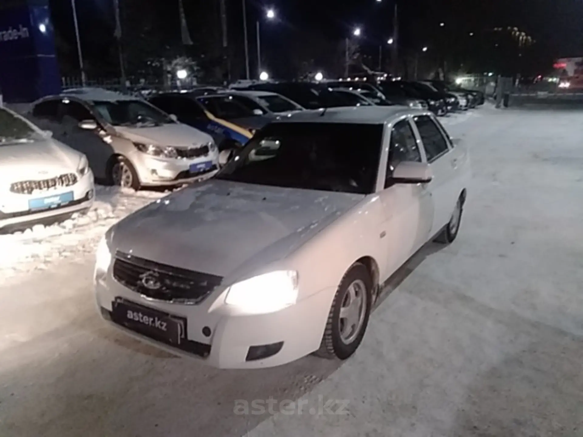 LADA (ВАЗ) Priora 2012