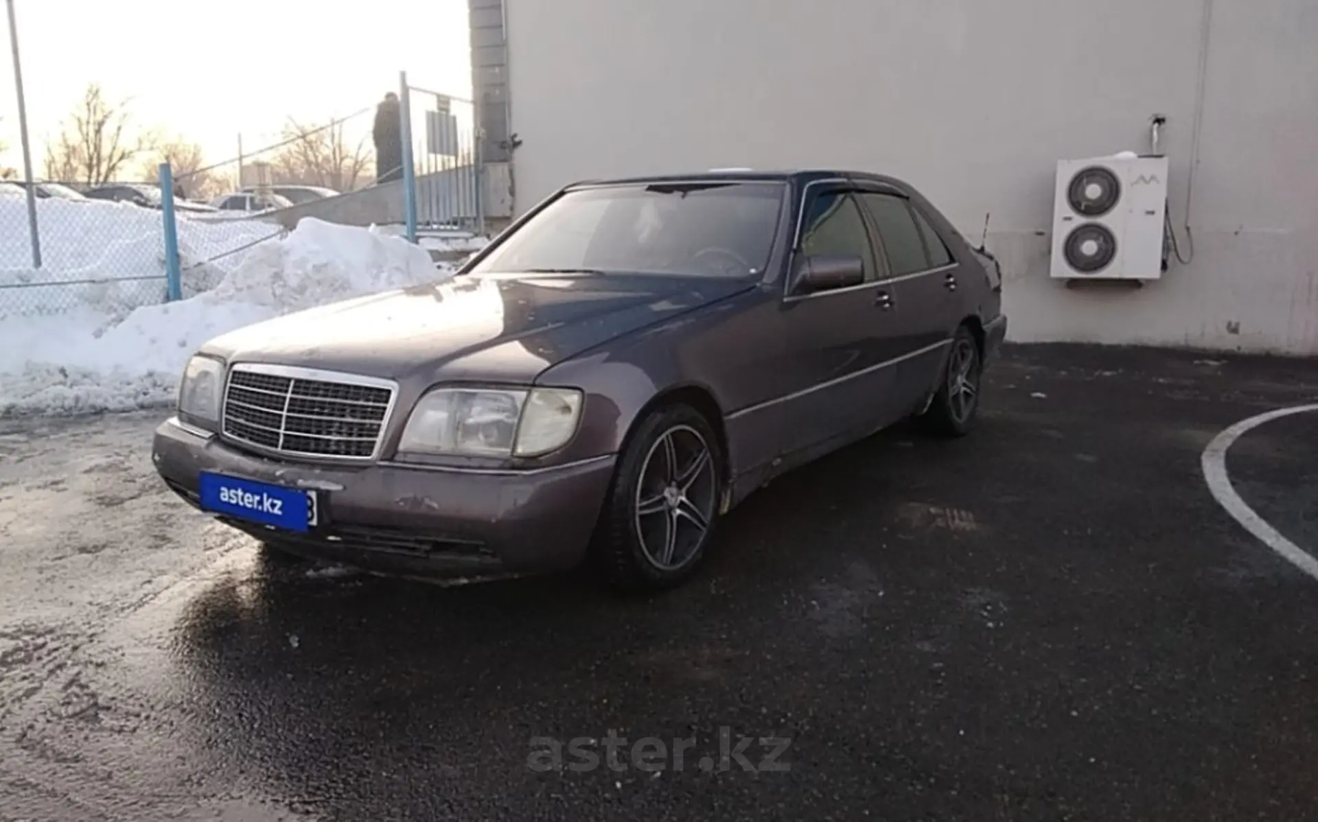 Mercedes-Benz S-Класс 1993