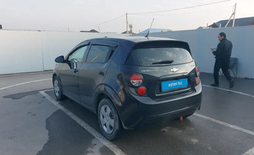 Chevrolet Aveo 2014 года за 3 950 000 тг. в Шымкент фото 4