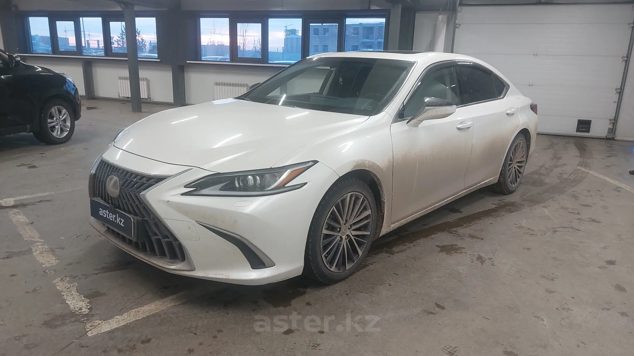 Lexus ES 2021