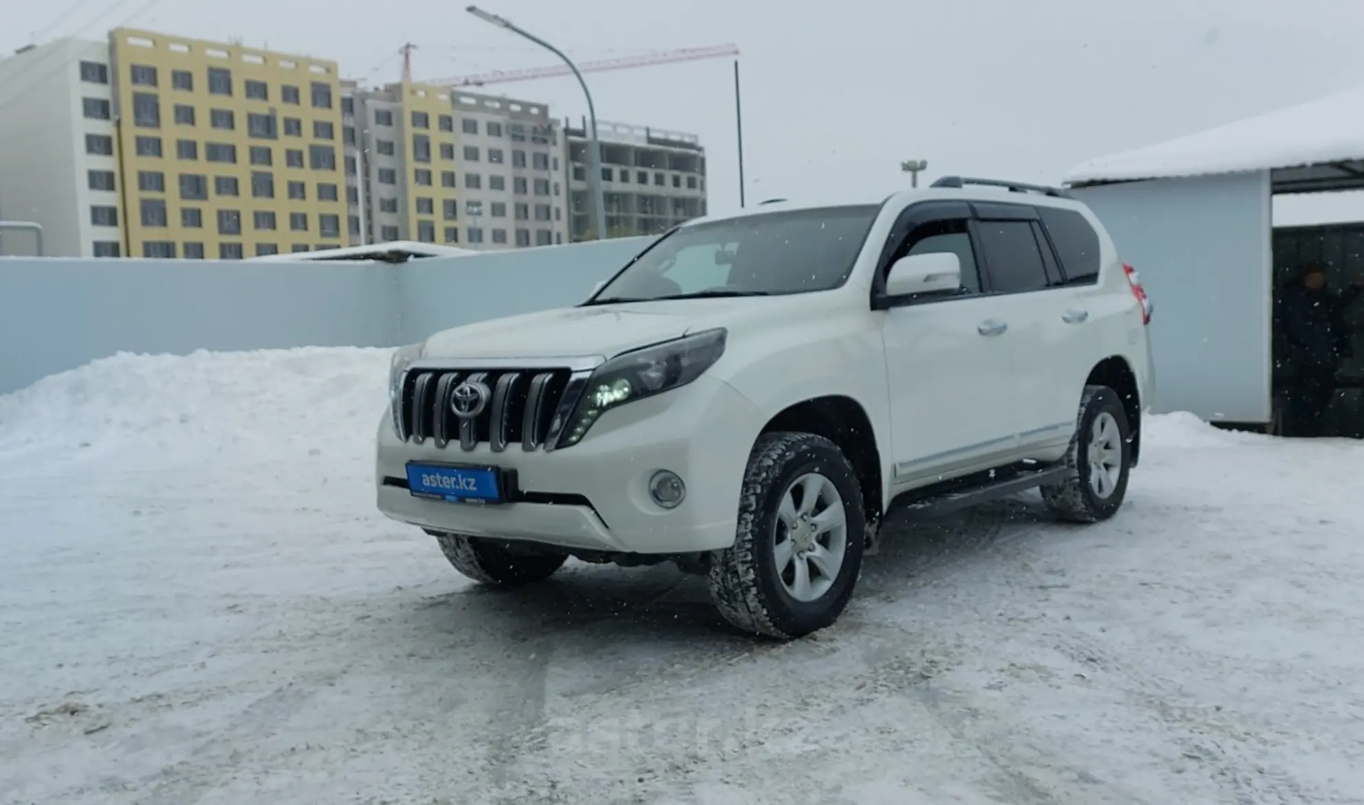 Toyota Land Cruiser Prado 2014