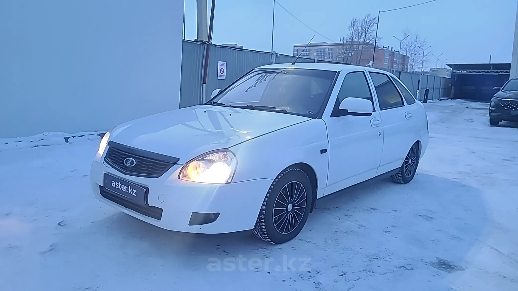 LADA (ВАЗ) Priora 2013