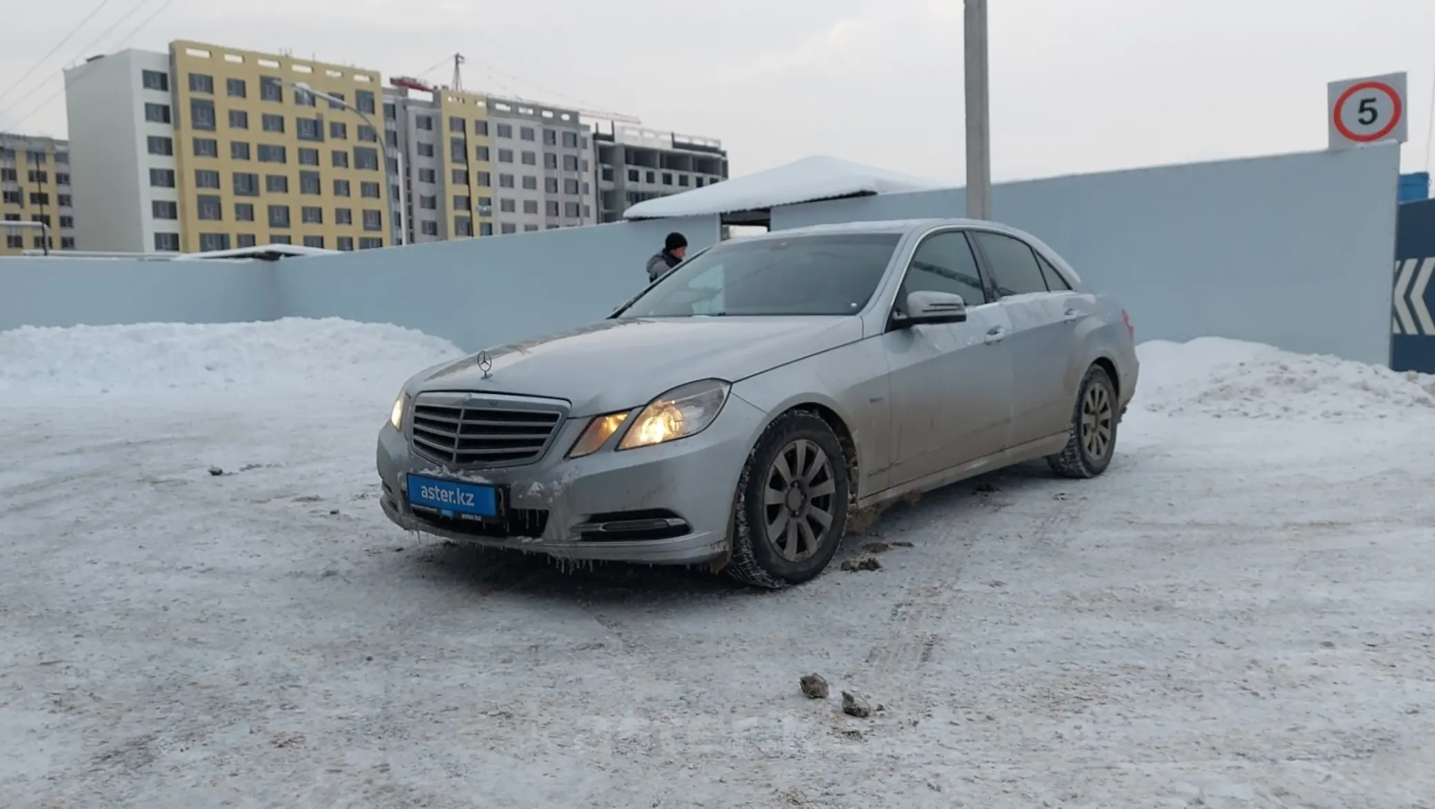 Mercedes-Benz E-Класс 2009