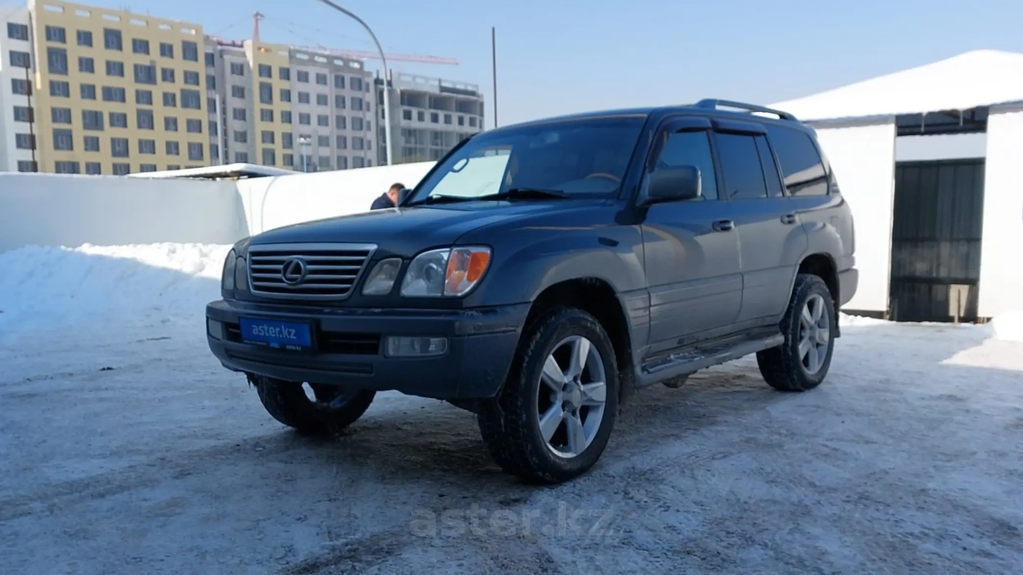 Lexus LX 2006