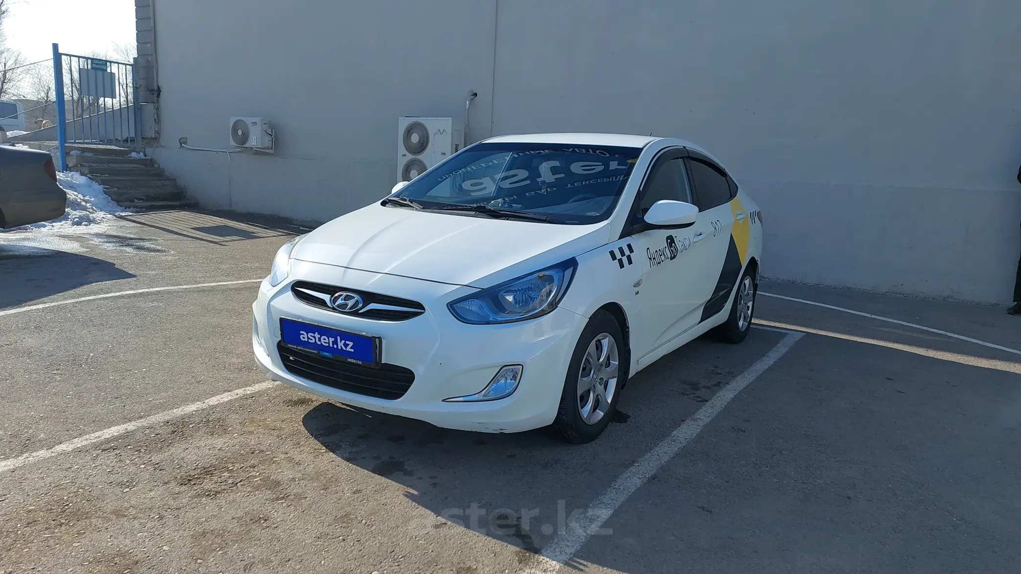 Hyundai Accent 2011