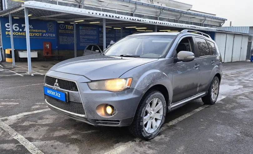 митсубиси аутлендер 2016 габариты. митсубиси аутлендер 2005. мицубиси аутлендер 2003. митсубиси аутлендер 1 поколения технические характеристики. характеристика аутлендер 1.