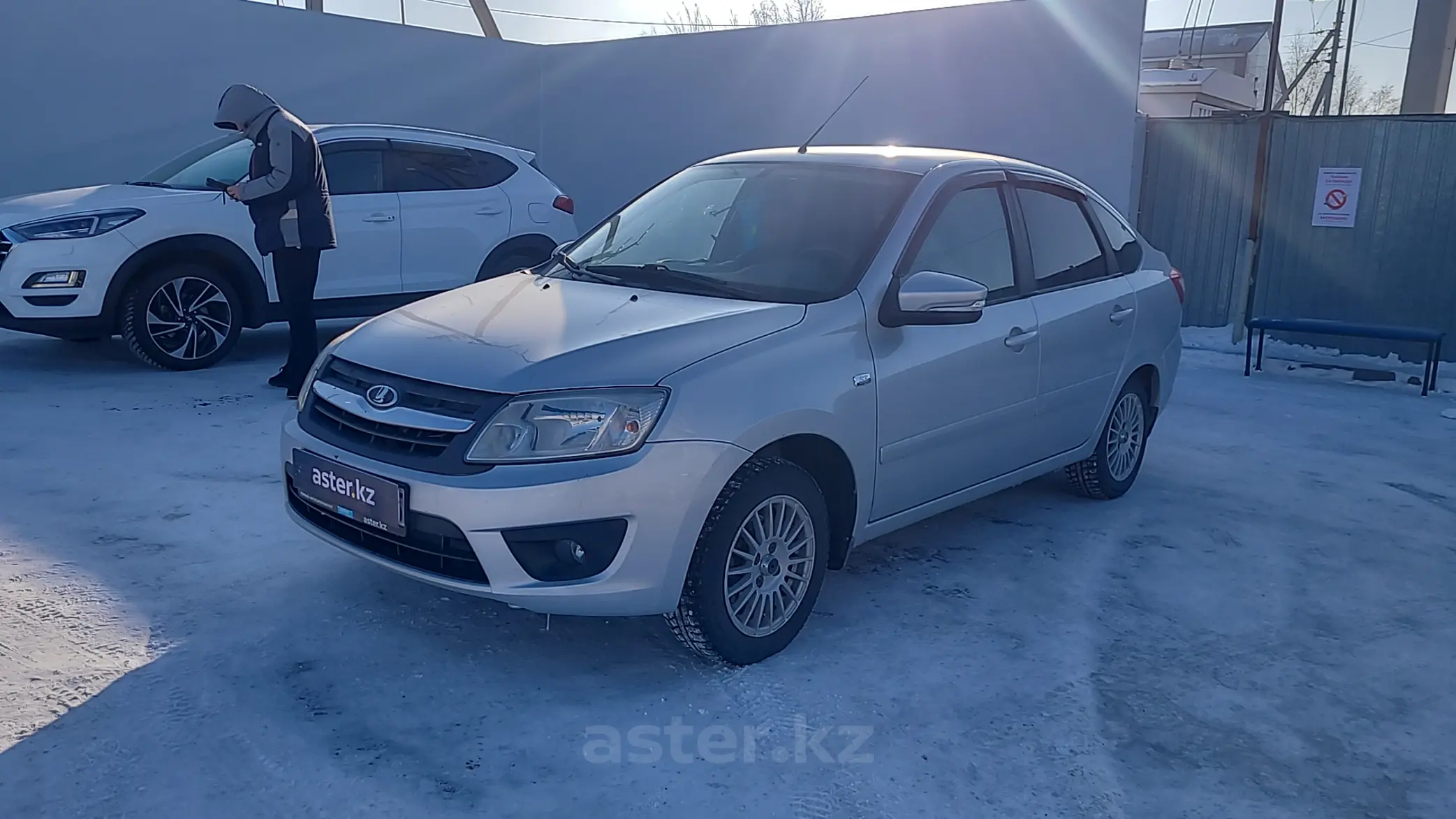 LADA (ВАЗ) Granta 2015