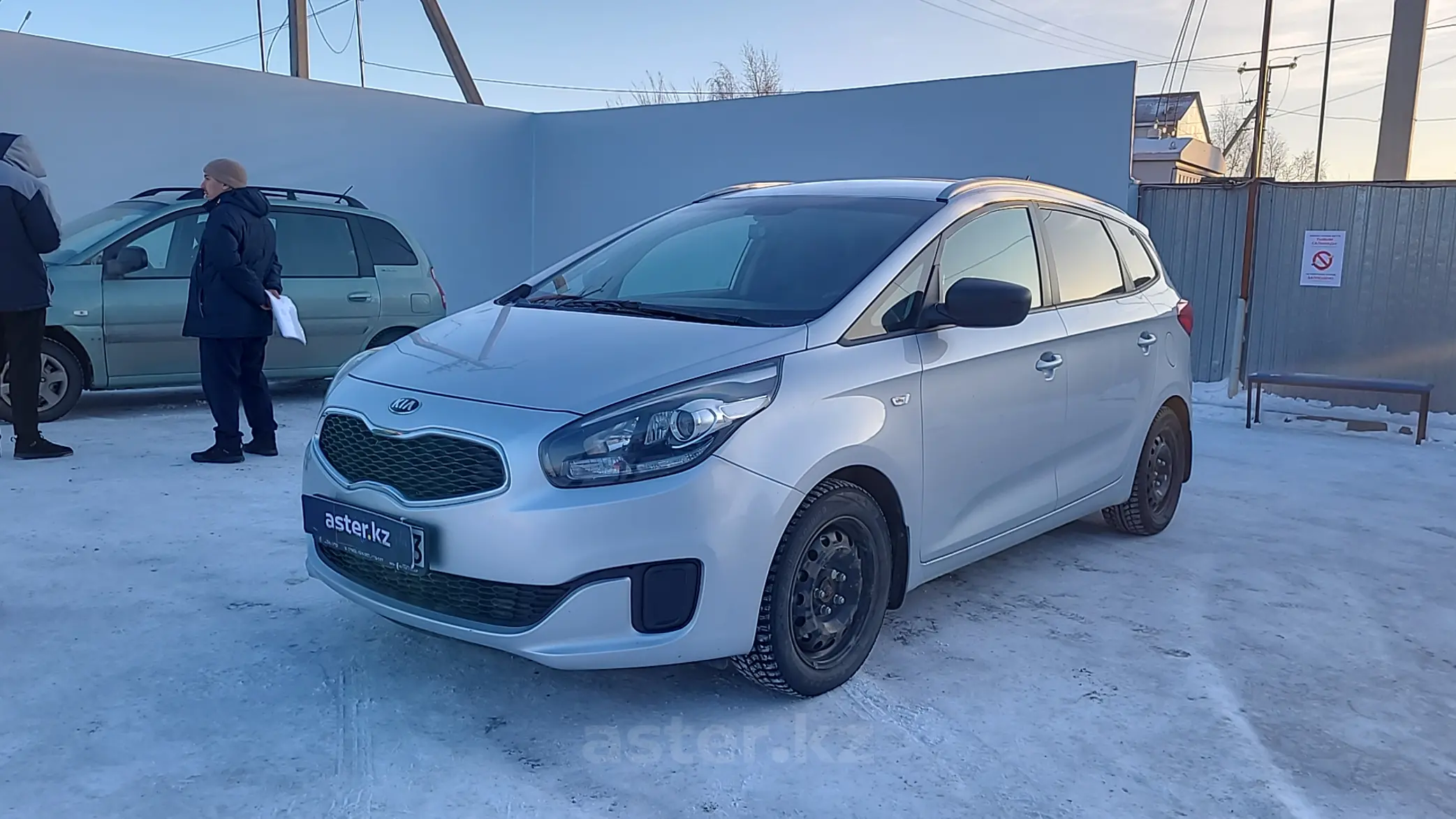 Kia Carens 2015