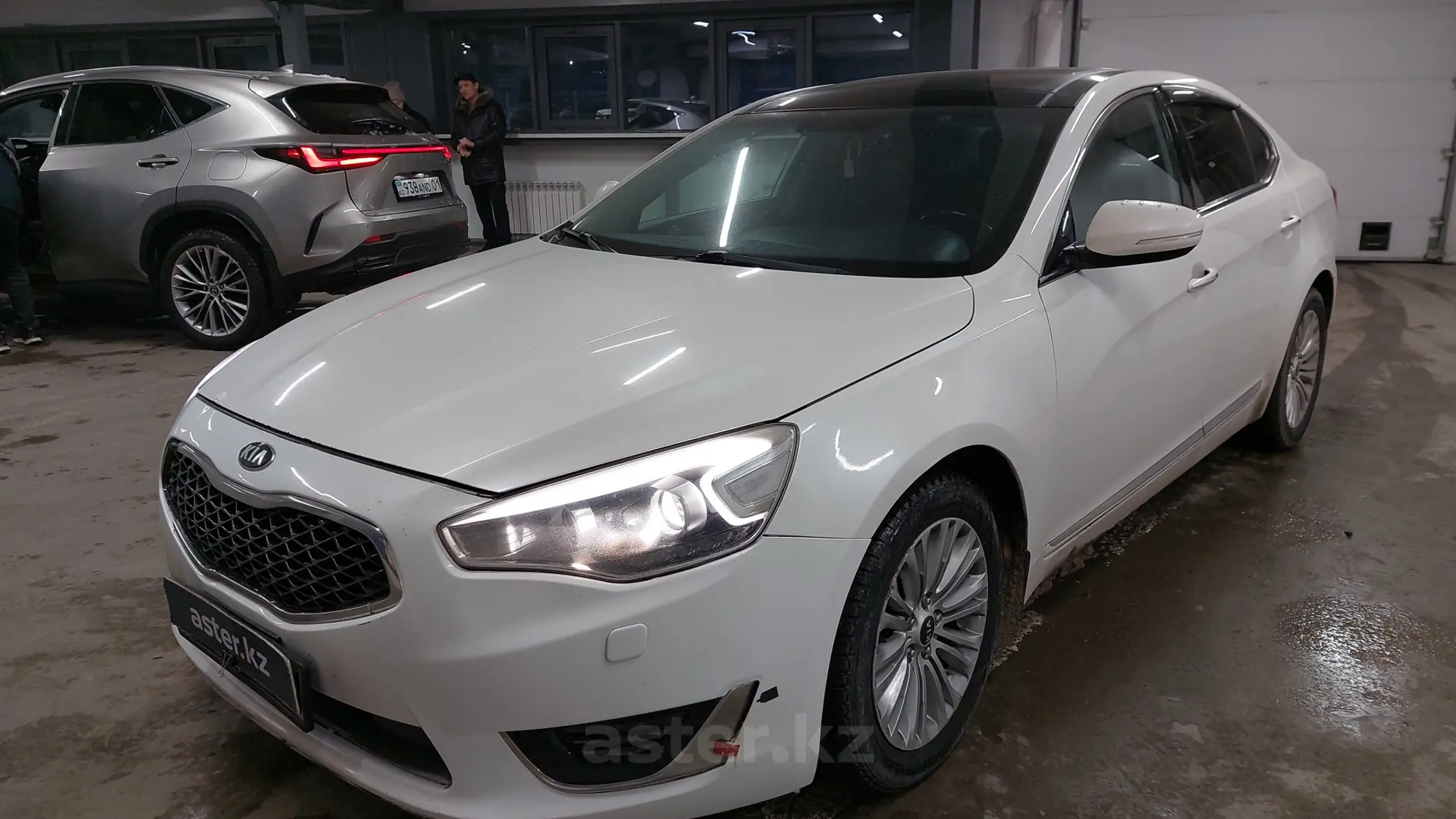 Kia Cadenza 2014